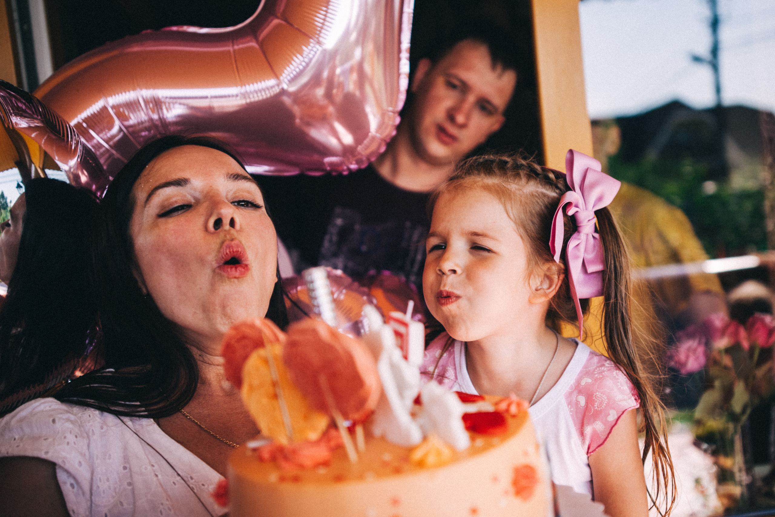 Есении 5 лет. ДР на даче. Семейный фотограф, фотограф родов, репортажей фотограф в Санкт-Петербу