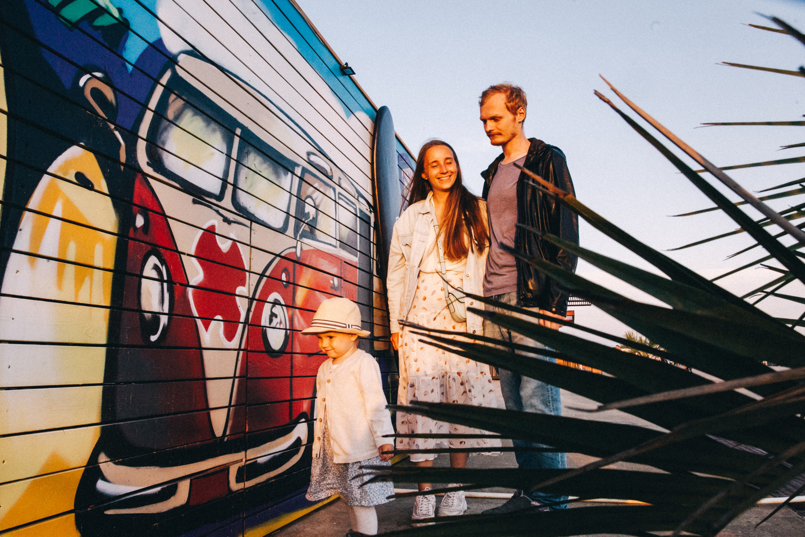 Вася, Маша, Соня. Отпуск в Адлере. Семейный фотограф, фотограф родов, репортажей фотограф в Санкт-Петербу