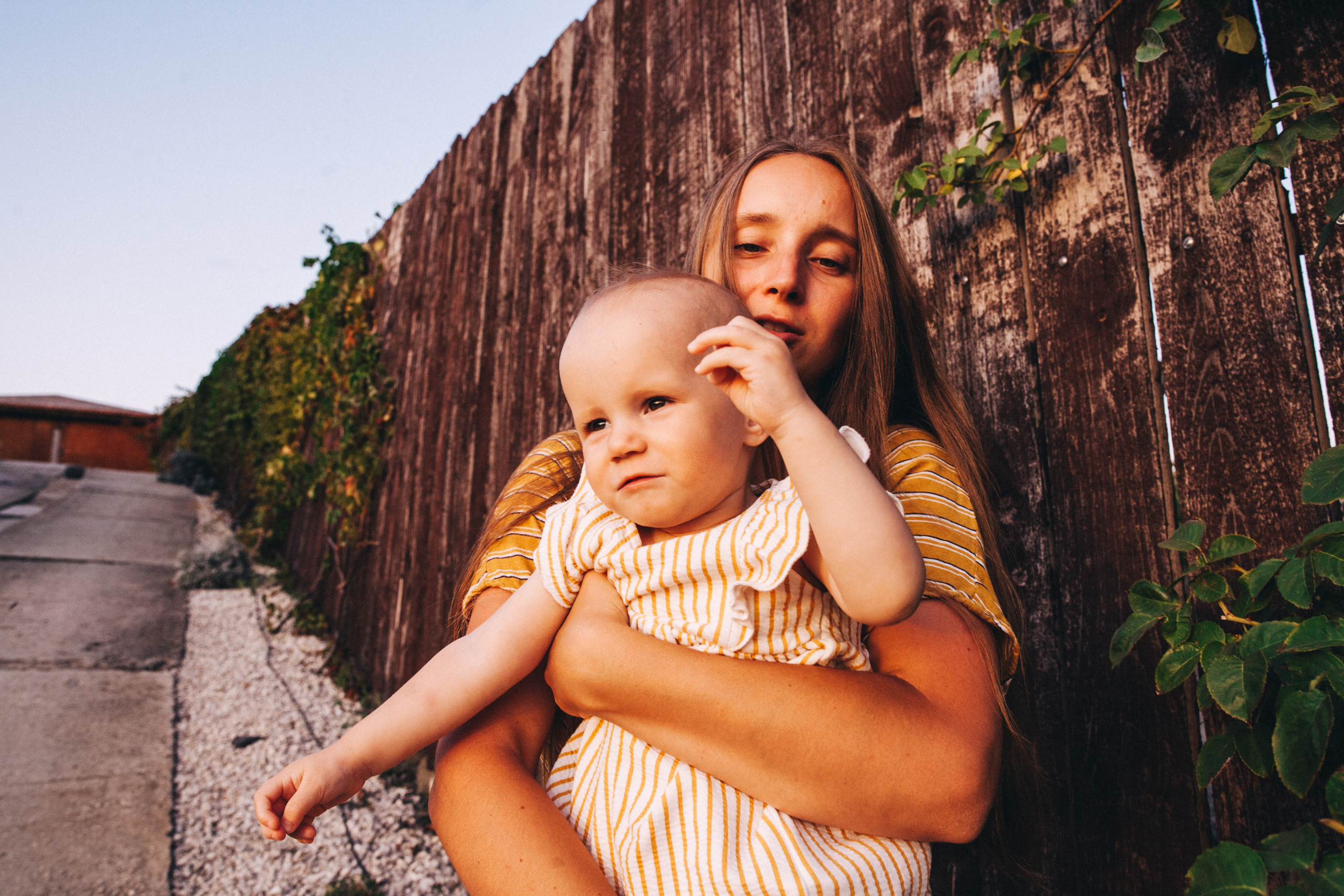 Маша и Соня. Отпуск в Крыму. Семейный фотограф, фотограф родов, репортажей фотограф в Санкт-Петербу