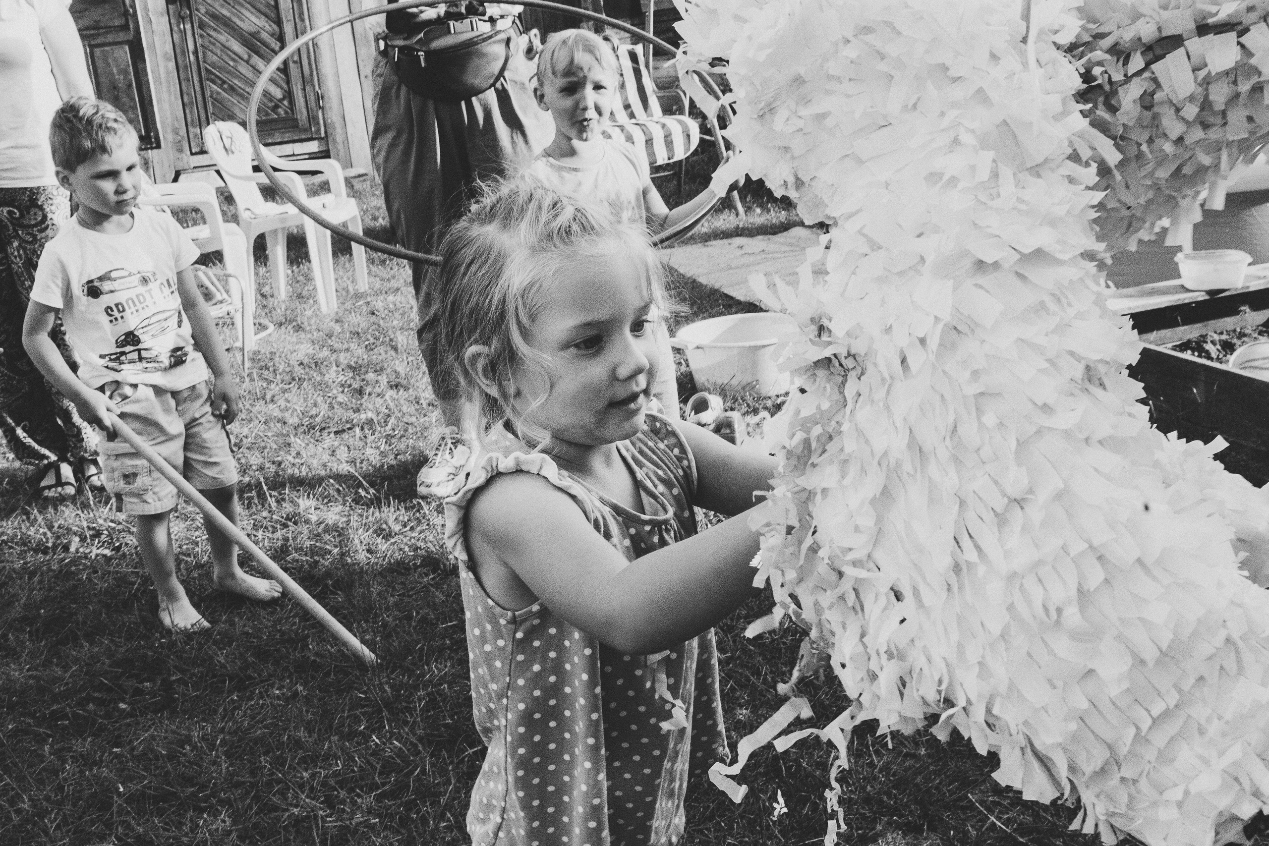 Ульяше 5 лет. Дачный деньрожденский день. Семейный фотограф, фотограф родов, репортажей фотограф в Санкт-Петербу