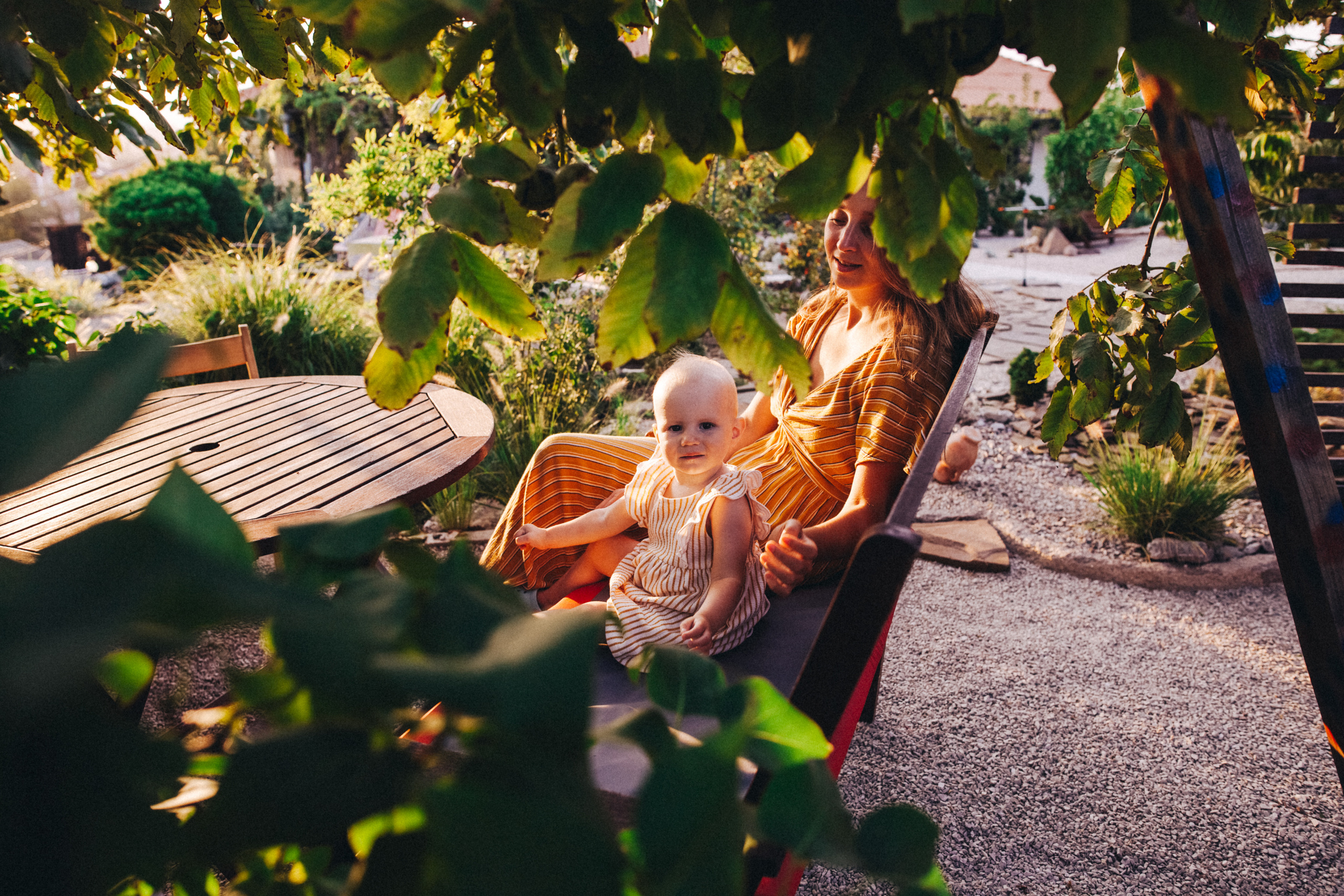 Маша и Соня. Отпуск в Крыму. Семейный фотограф, фотограф родов, репортажей фотограф в Санкт-Петербу