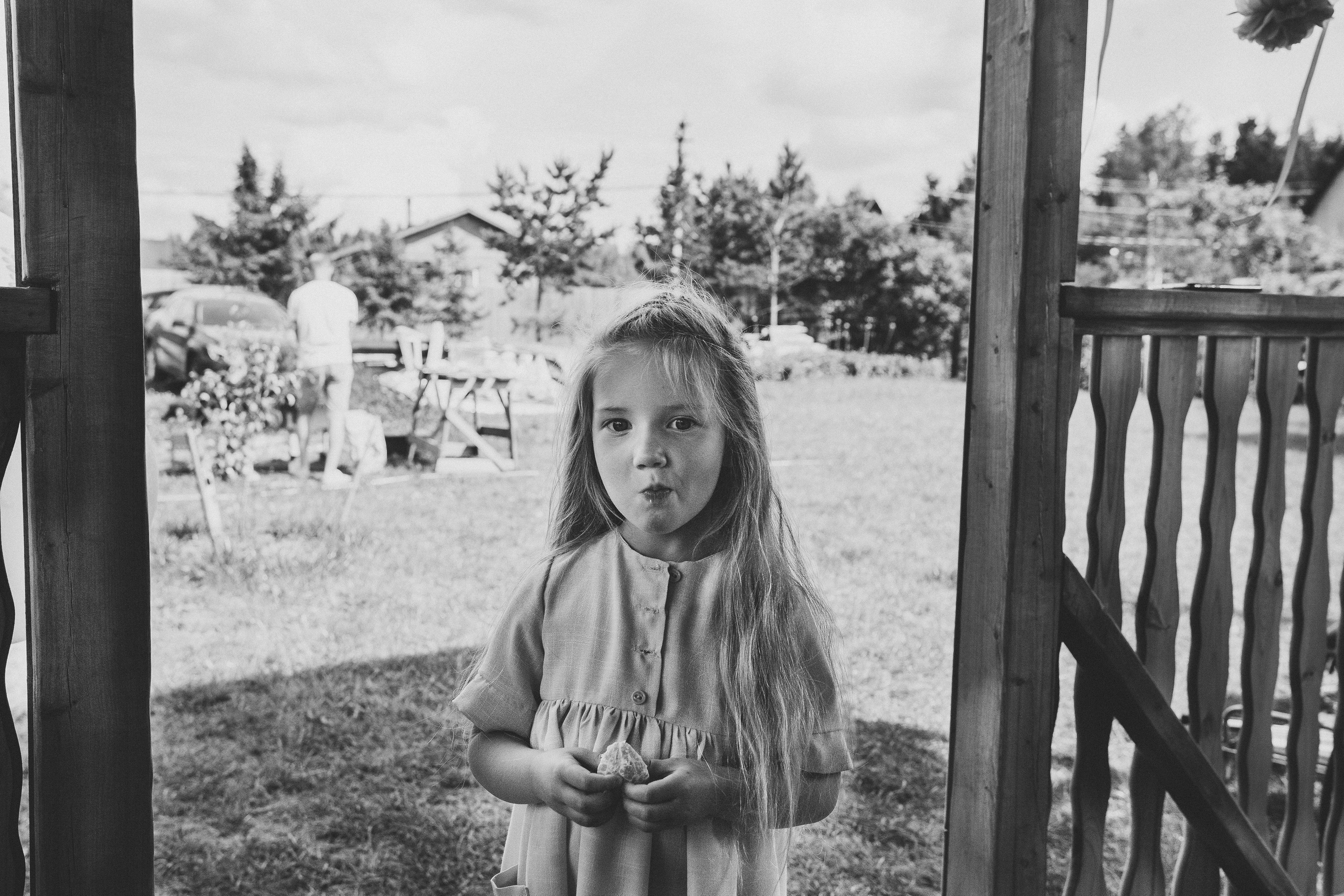 Ульяше 5 лет. Дачный деньрожденский день. Семейный фотограф, фотограф родов, репортажей фотограф в Санкт-Петербу