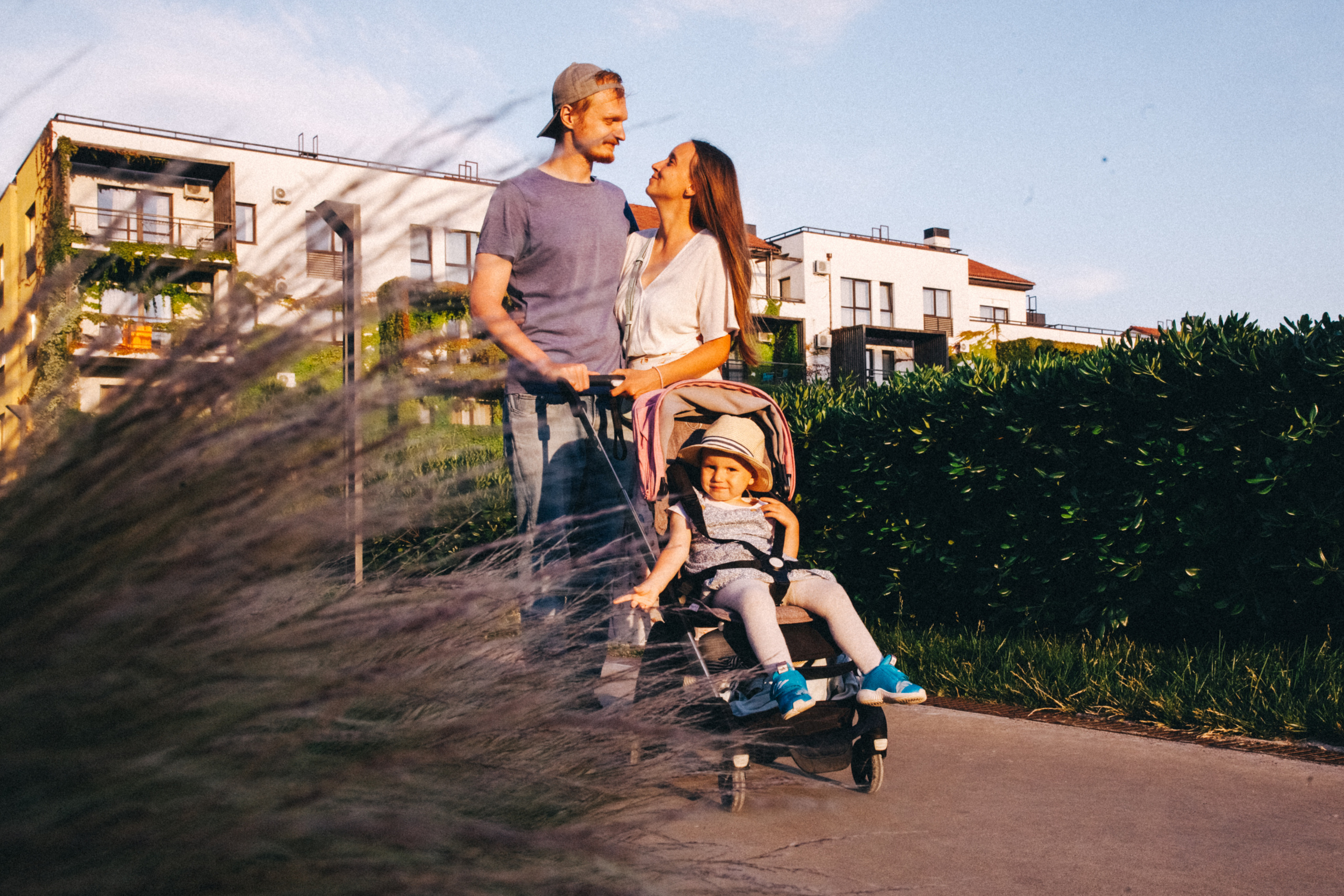 Вася, Маша, Соня. Отпуск в Адлере. Семейный фотограф, фотограф родов, репортажей фотограф в Санкт-Петербу