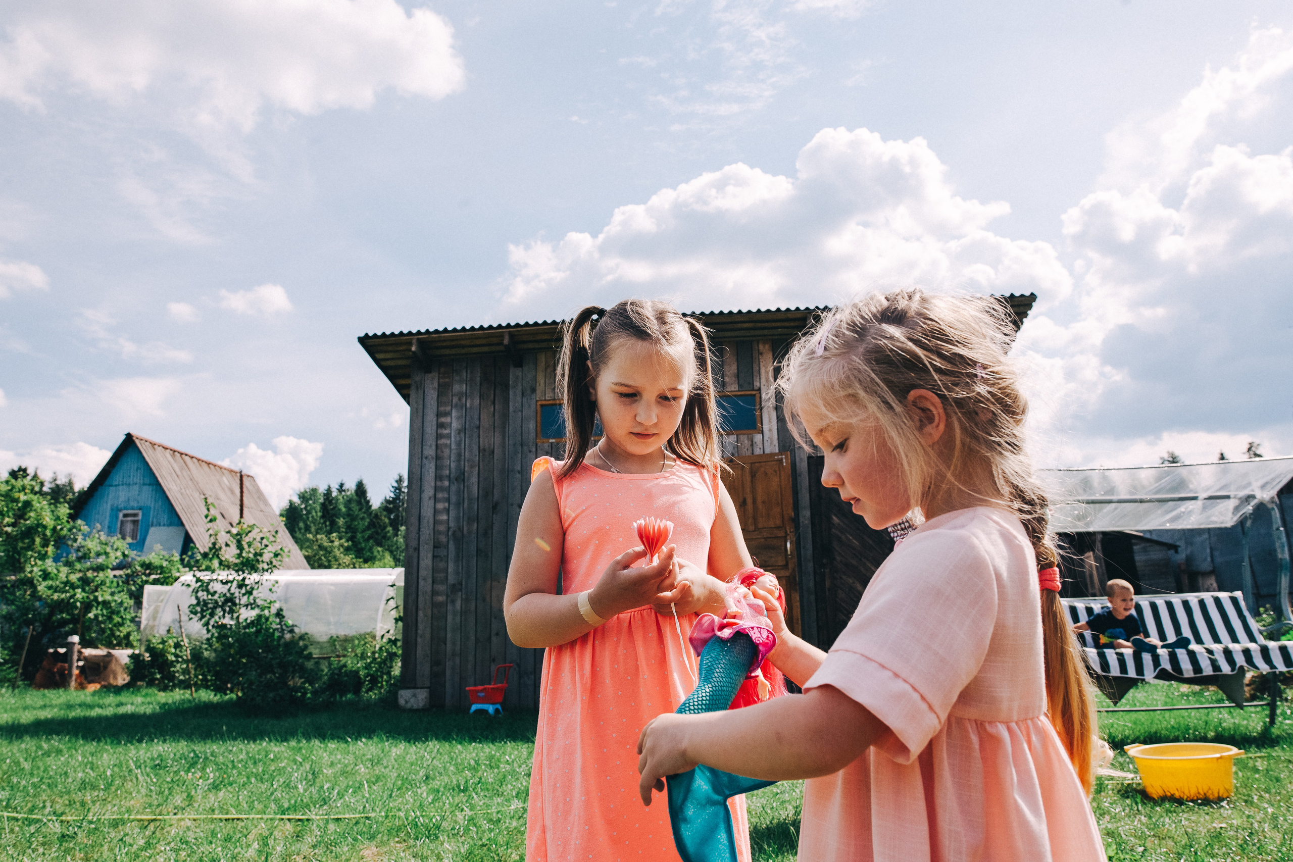 Ульяше 5 лет. Дачный деньрожденский день. Семейный фотограф, фотограф родов, репортажей фотограф в Санкт-Петербу