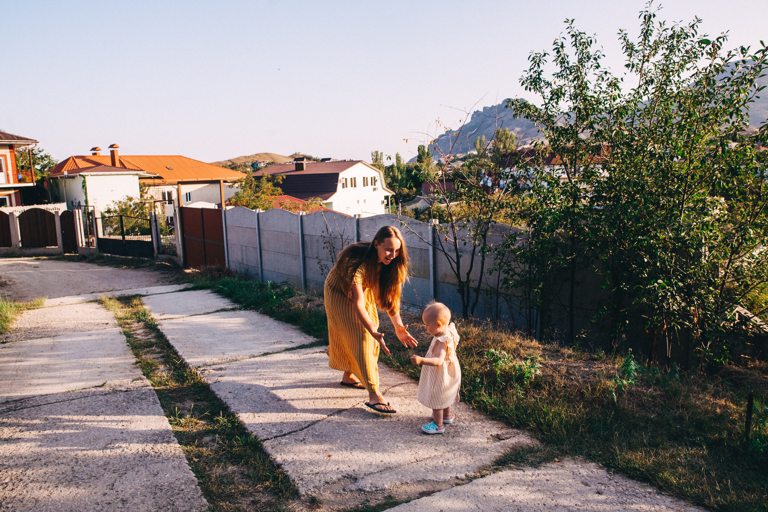Маша и Соня. Отпуск в Крыму. Семейный фотограф, фотограф родов, репортажей фотограф в Санкт-Петербу