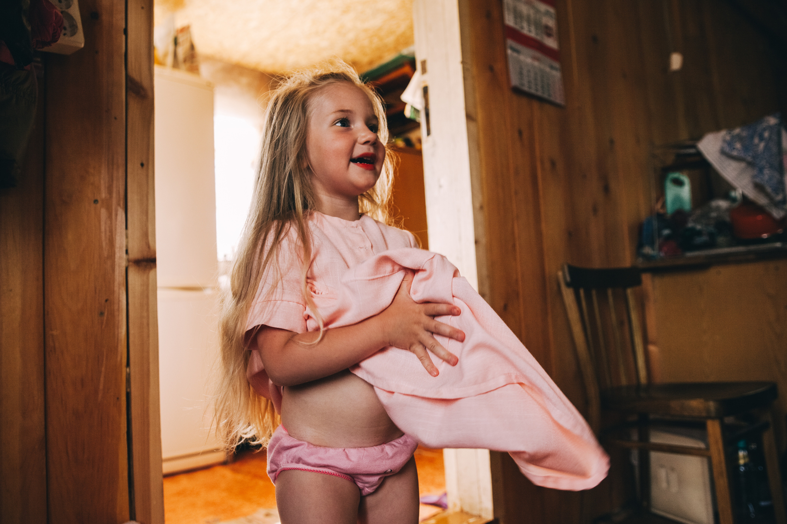 Ульяше 5 лет. Дачный деньрожденский день. Семейный фотограф, фотограф родов, репортажей фотограф в Санкт-Петербу