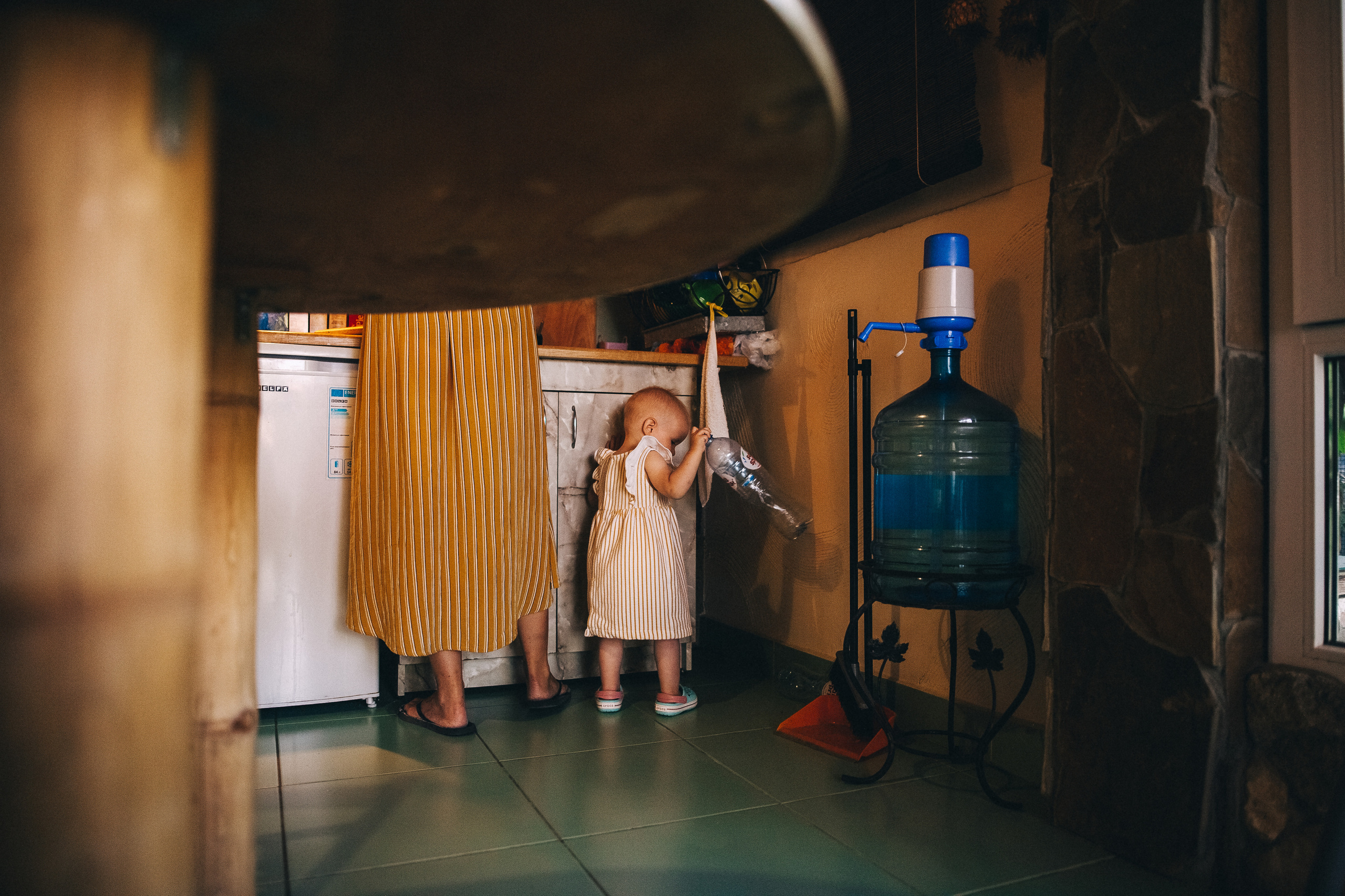 Маша и Соня. Отпуск в Крыму. Семейный фотограф, фотограф родов, репортажей фотограф в Санкт-Петербу