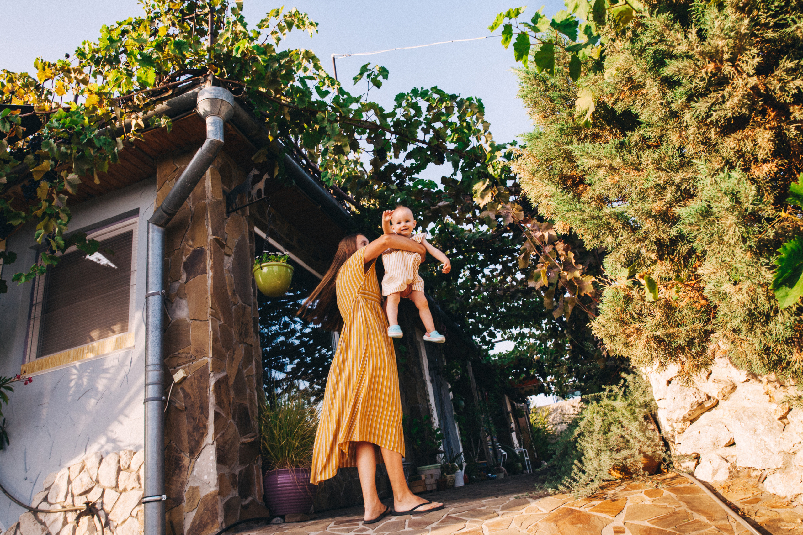 Маша и Соня. Отпуск в Крыму. Семейный фотограф, фотограф родов, репортажей фотограф в Санкт-Петербу