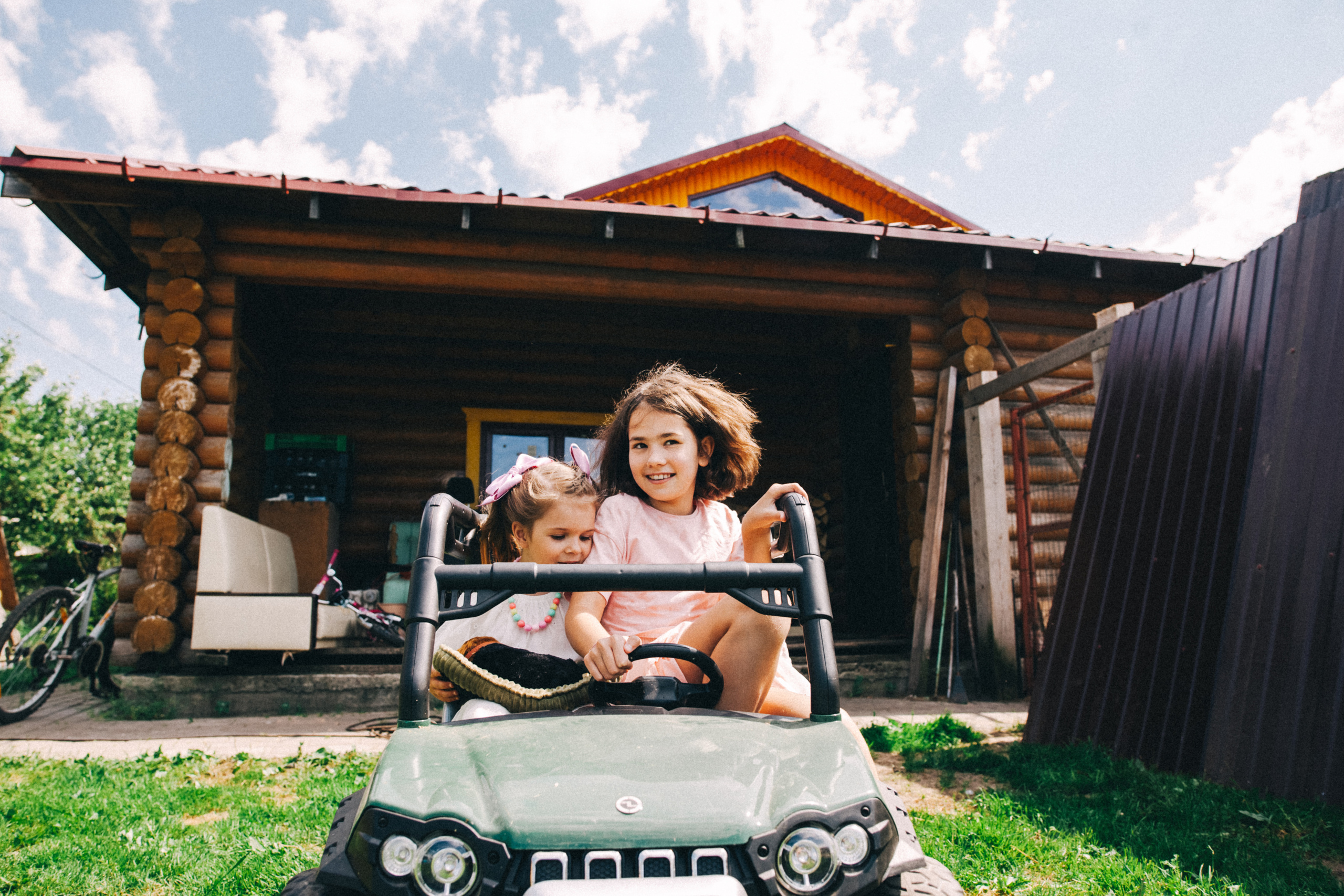 Есении 5 лет. ДР на даче. Семейный фотограф, фотограф родов, репортажей фотограф в Санкт-Петербу