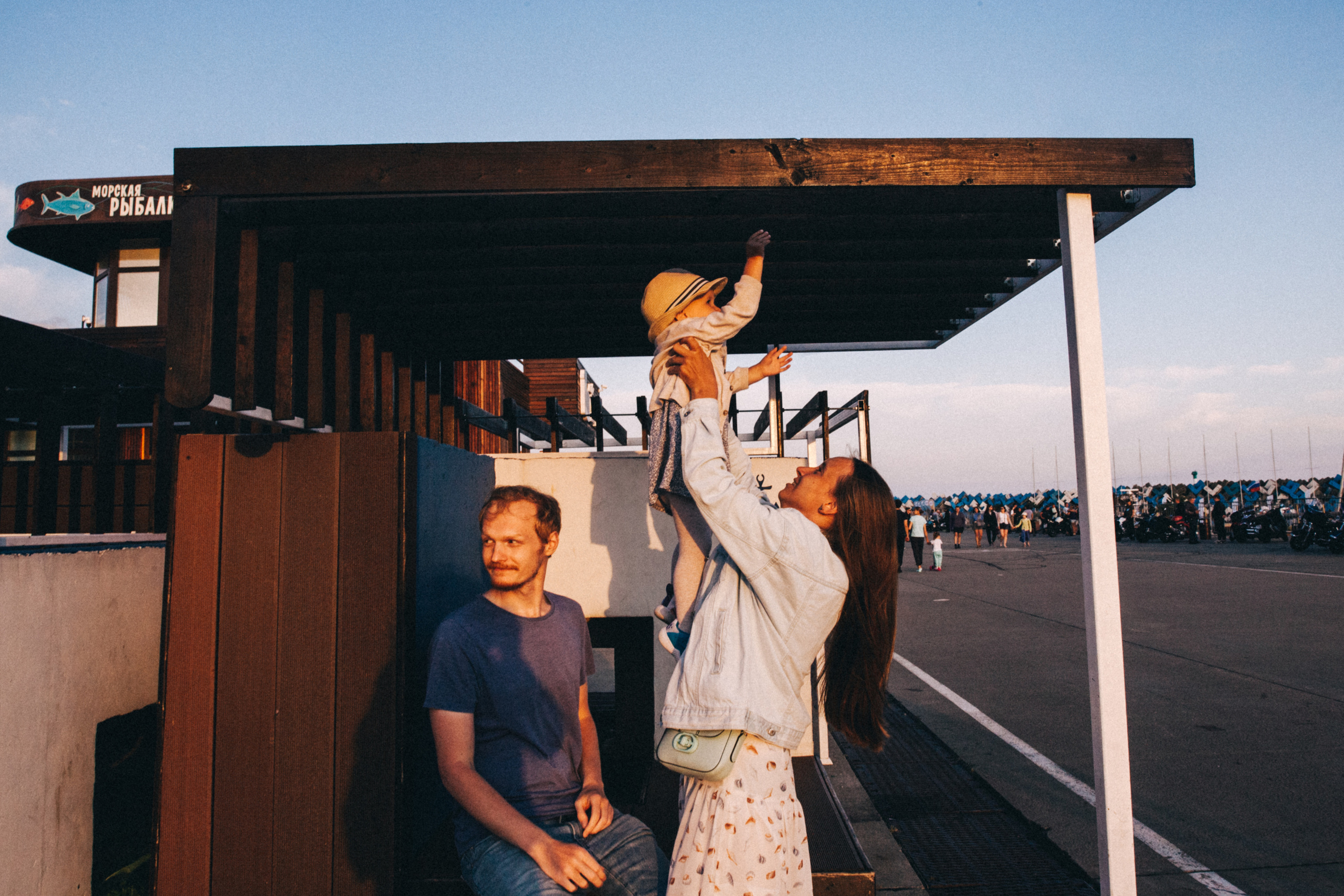 Вася, Маша, Соня. Отпуск в Адлере. Семейный фотограф, фотограф родов, репортажей фотограф в Санкт-Петербу