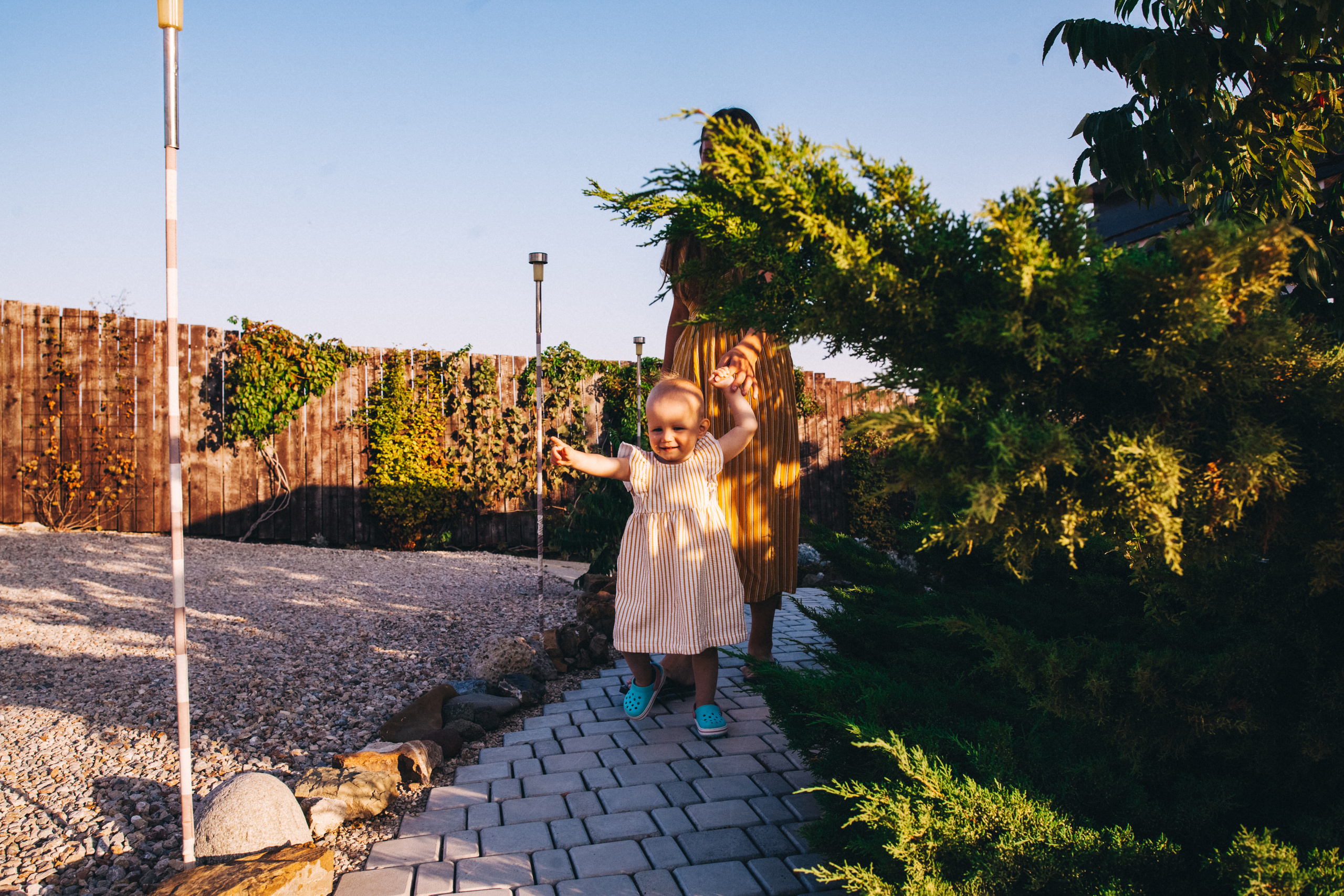 Маша и Соня. Отпуск в Крыму. Семейный фотограф, фотограф родов, репортажей фотограф в Санкт-Петербу