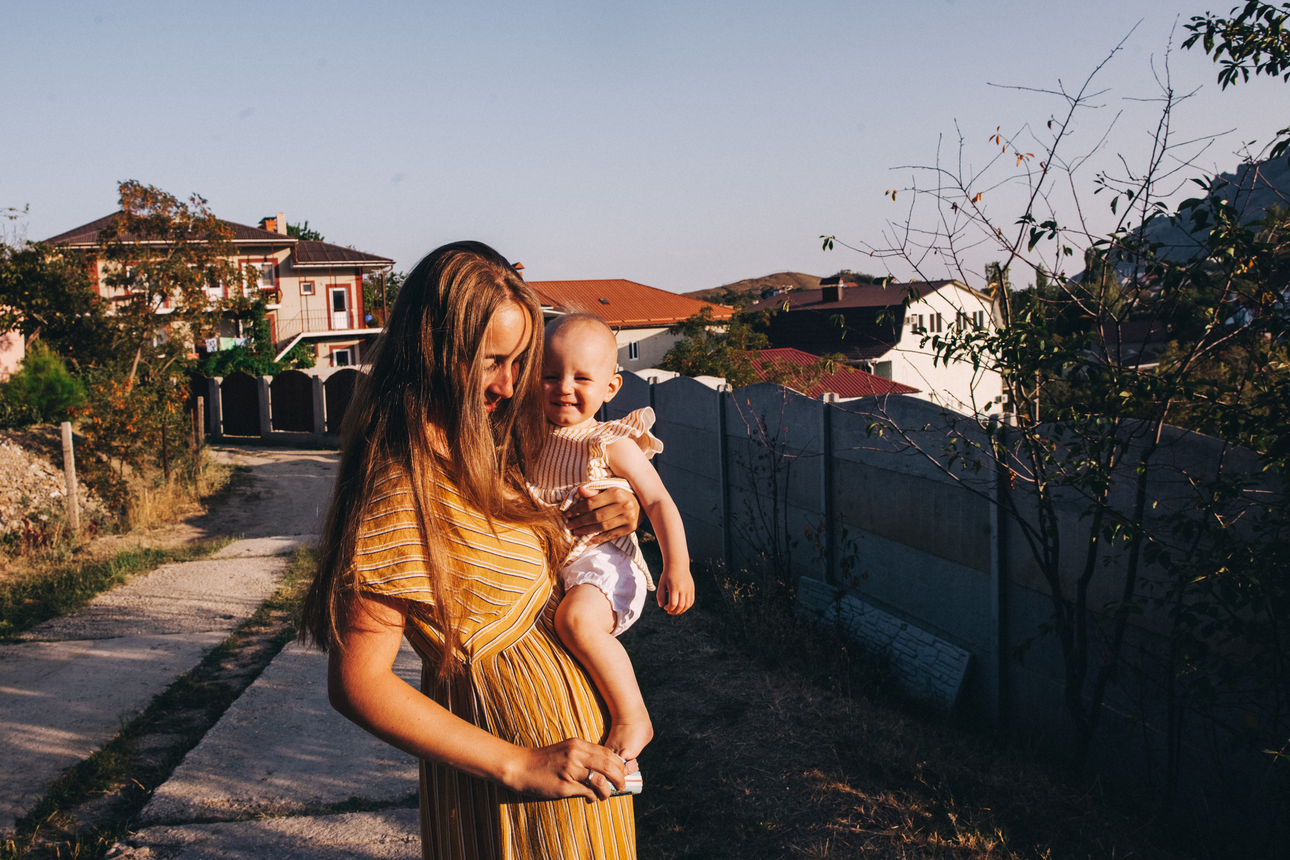 Маша и Соня. Отпуск в Крыму. Семейный фотограф, фотограф родов, репортажей фотограф в Санкт-Петербу