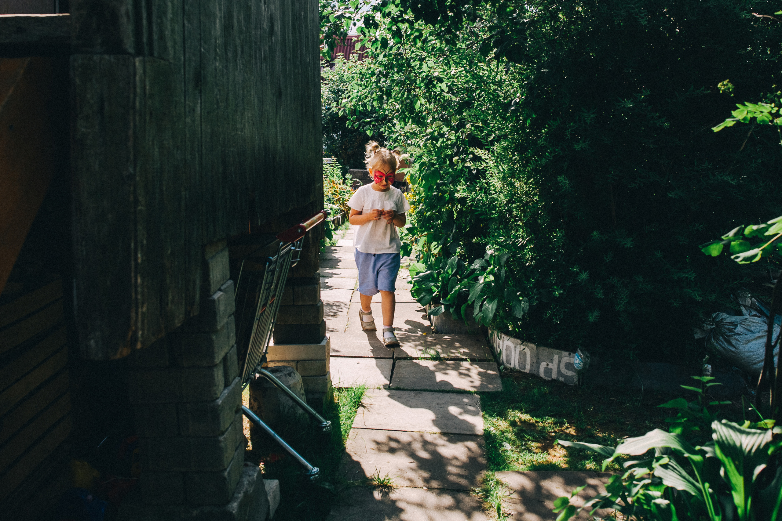 Ульяше 5 лет. Дачный деньрожденский день. Семейный фотограф, фотограф родов, репортажей фотограф в Санкт-Петербу