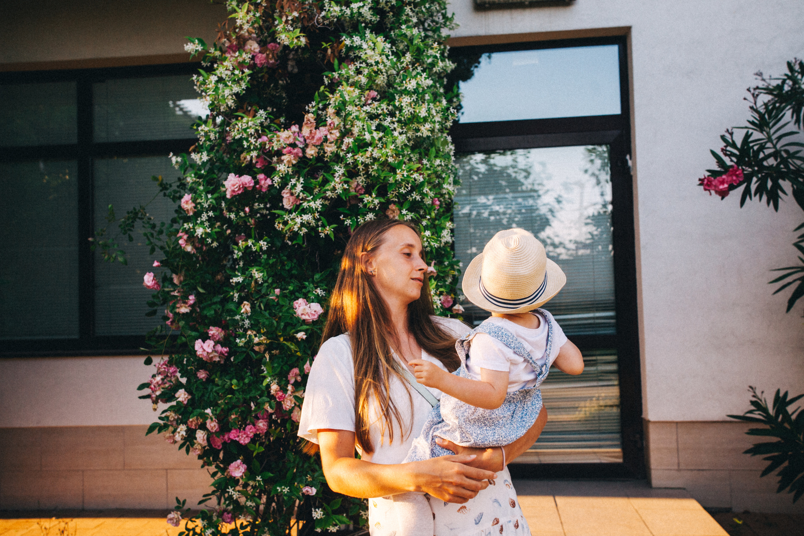 Вася, Маша, Соня. Отпуск в Адлере. Семейный фотограф, фотограф родов, репортажей фотограф в Санкт-Петербу