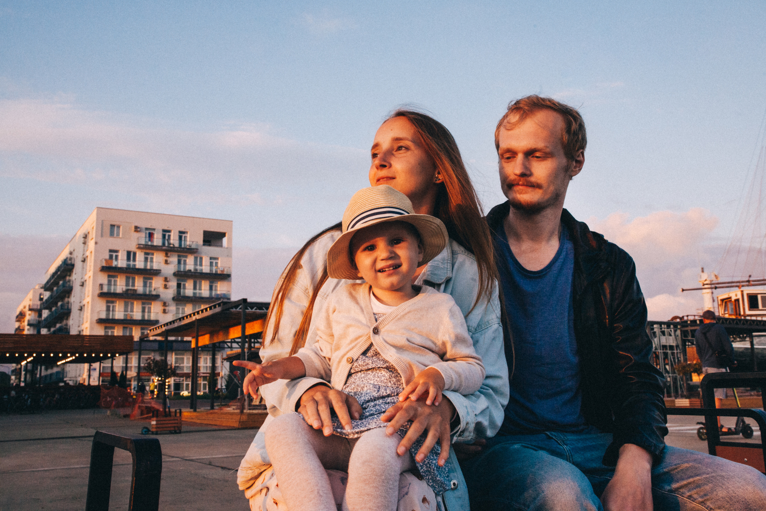 Вася, Маша, Соня. Отпуск в Адлере. Семейный фотограф, фотограф родов, репортажей фотограф в Санкт-Петербу