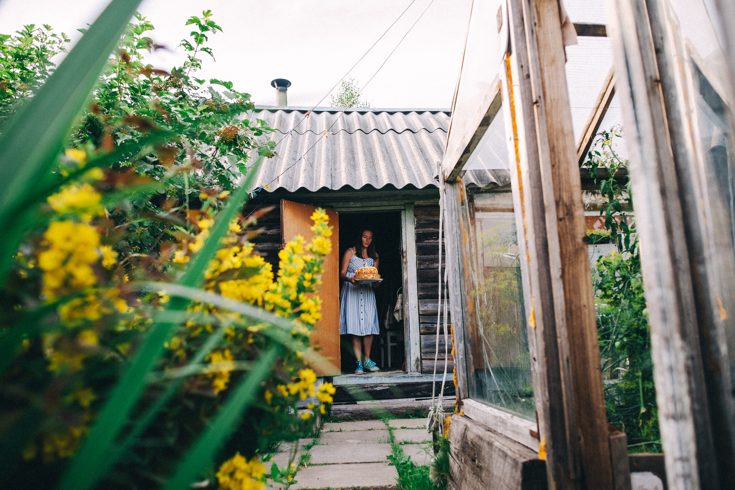 Ульяше 5 лет. Дачный деньрожденский день. Семейный фотограф, фотограф родов, репортажей фотограф в Санкт-Петербу