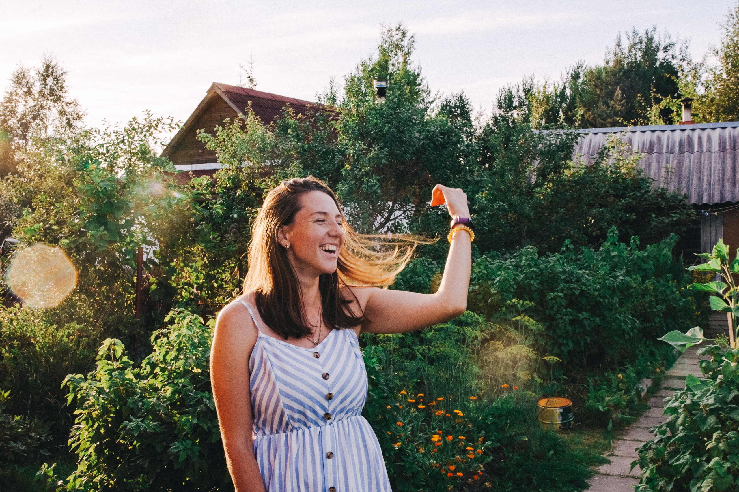 Ульяше 5 лет. Дачный деньрожденский день. Семейный фотограф, фотограф родов, репортажей фотограф в Санкт-Петербу