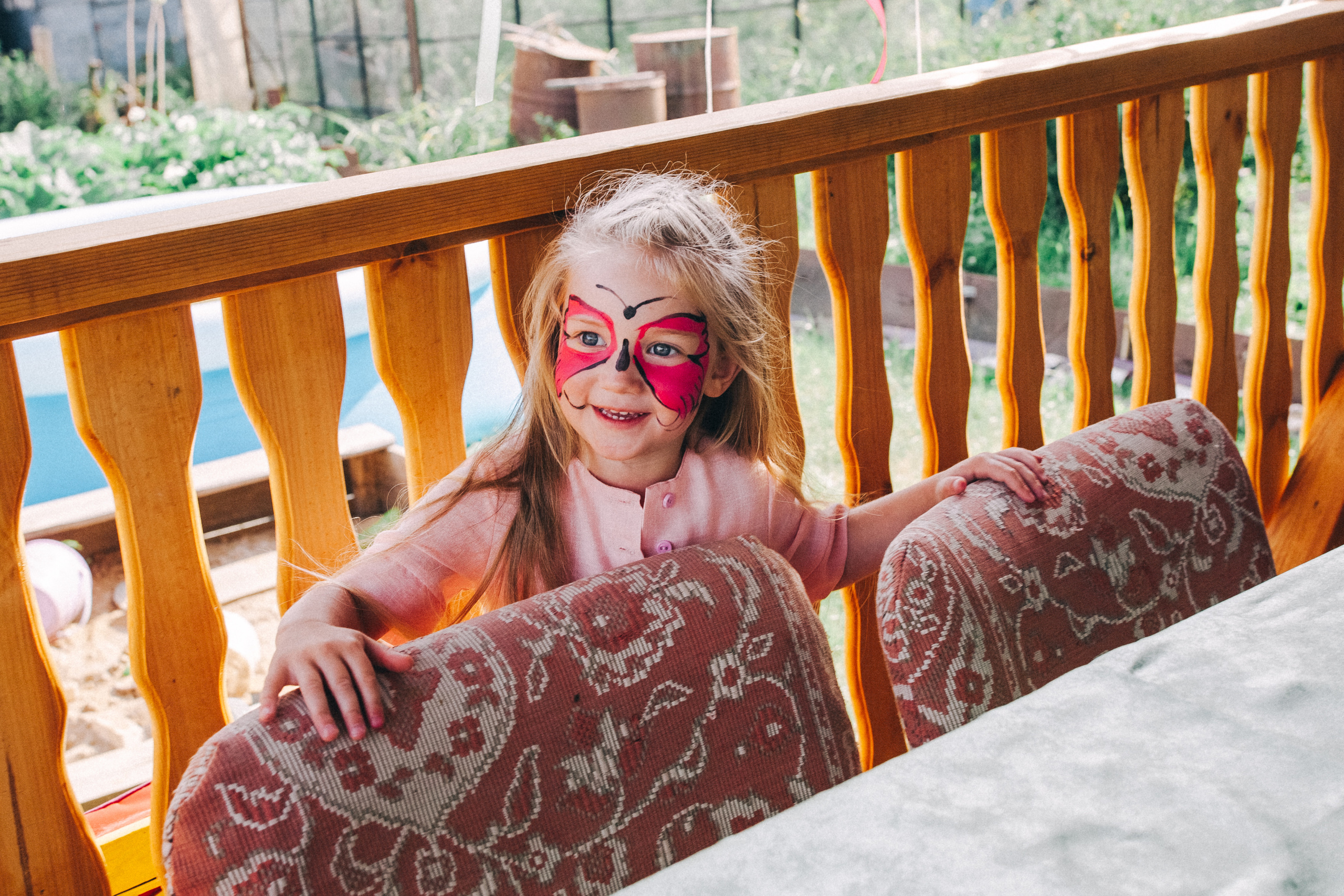 Ульяше 5 лет. Дачный деньрожденский день. Семейный фотограф, фотограф родов, репортажей фотограф в Санкт-Петербу