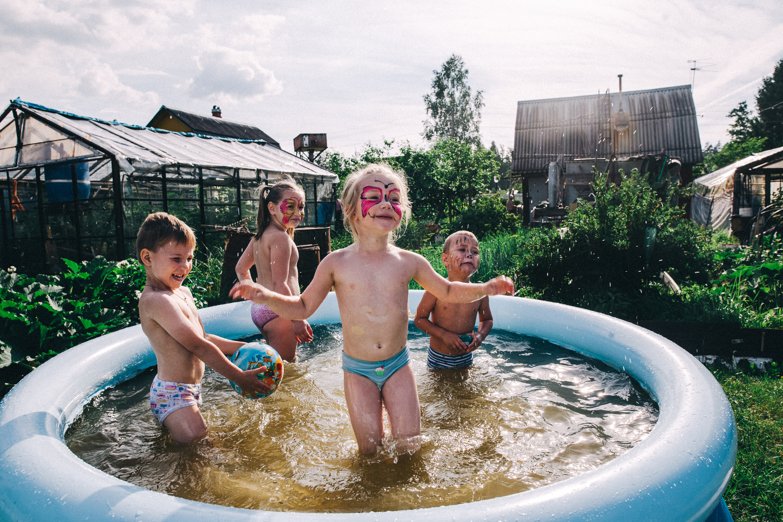 Ульяше 5 лет. Дачный деньрожденский день. Семейный фотограф, фотограф родов, репортажей фотограф в Санкт-Петербу