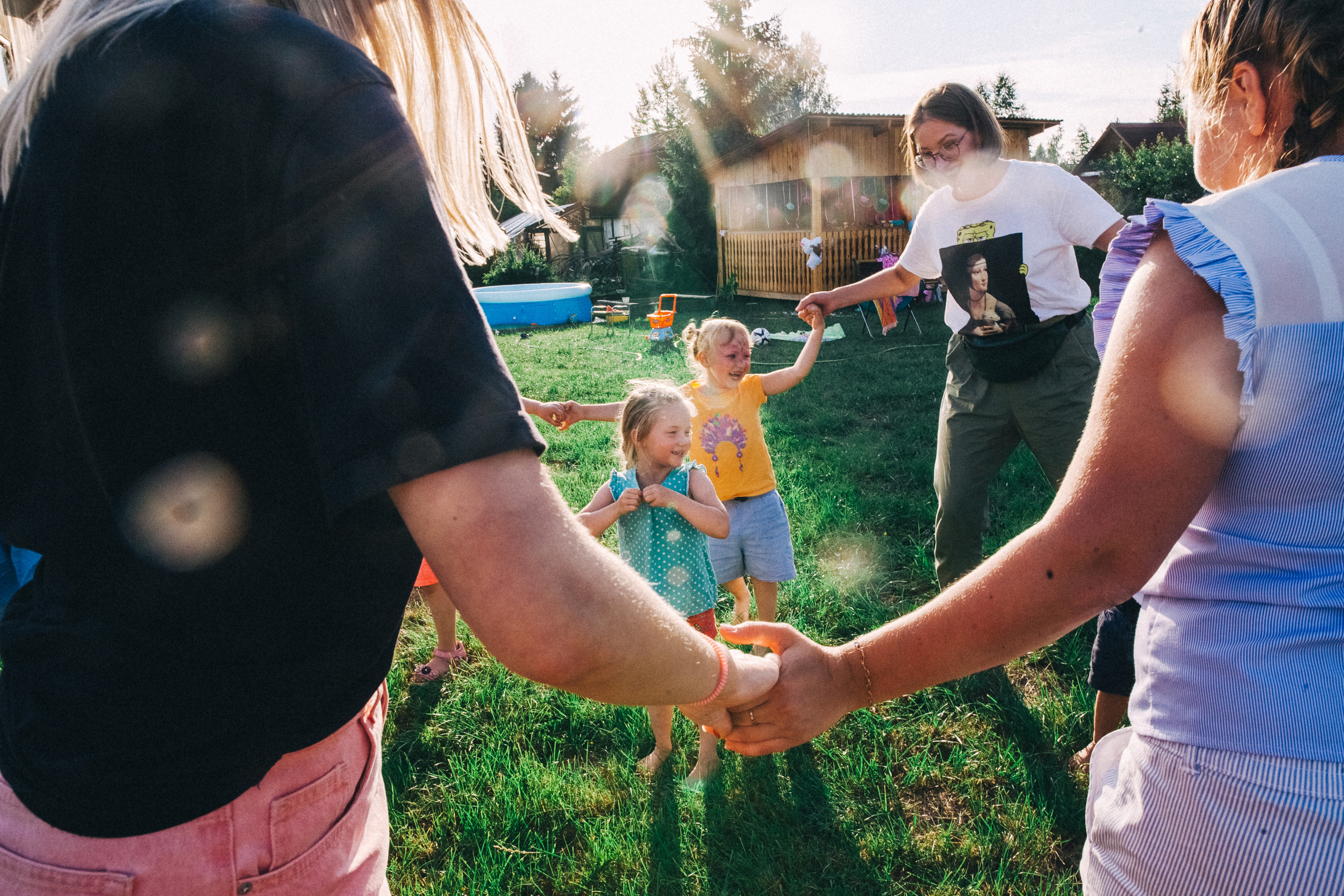 Ульяше 5 лет. Дачный деньрожденский день. Семейный фотограф, фотограф родов, репортажей фотограф в Санкт-Петербу