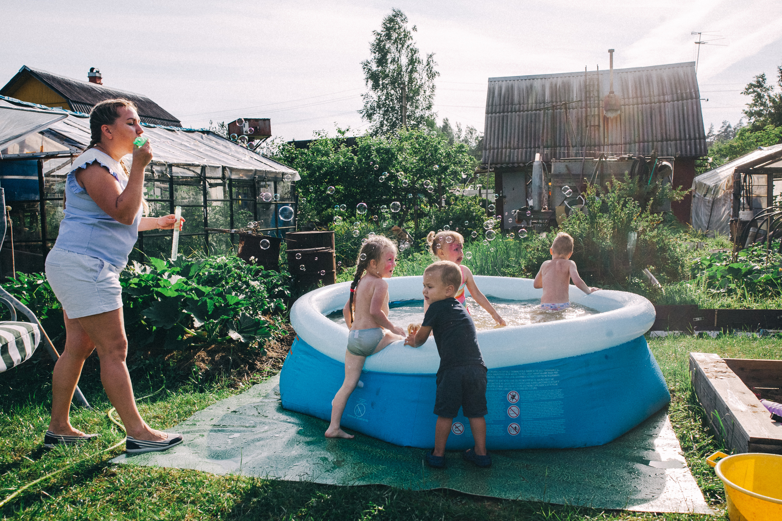 Ульяше 5 лет. Дачный деньрожденский день. Семейный фотограф, фотограф родов, репортажей фотограф в Санкт-Петербу