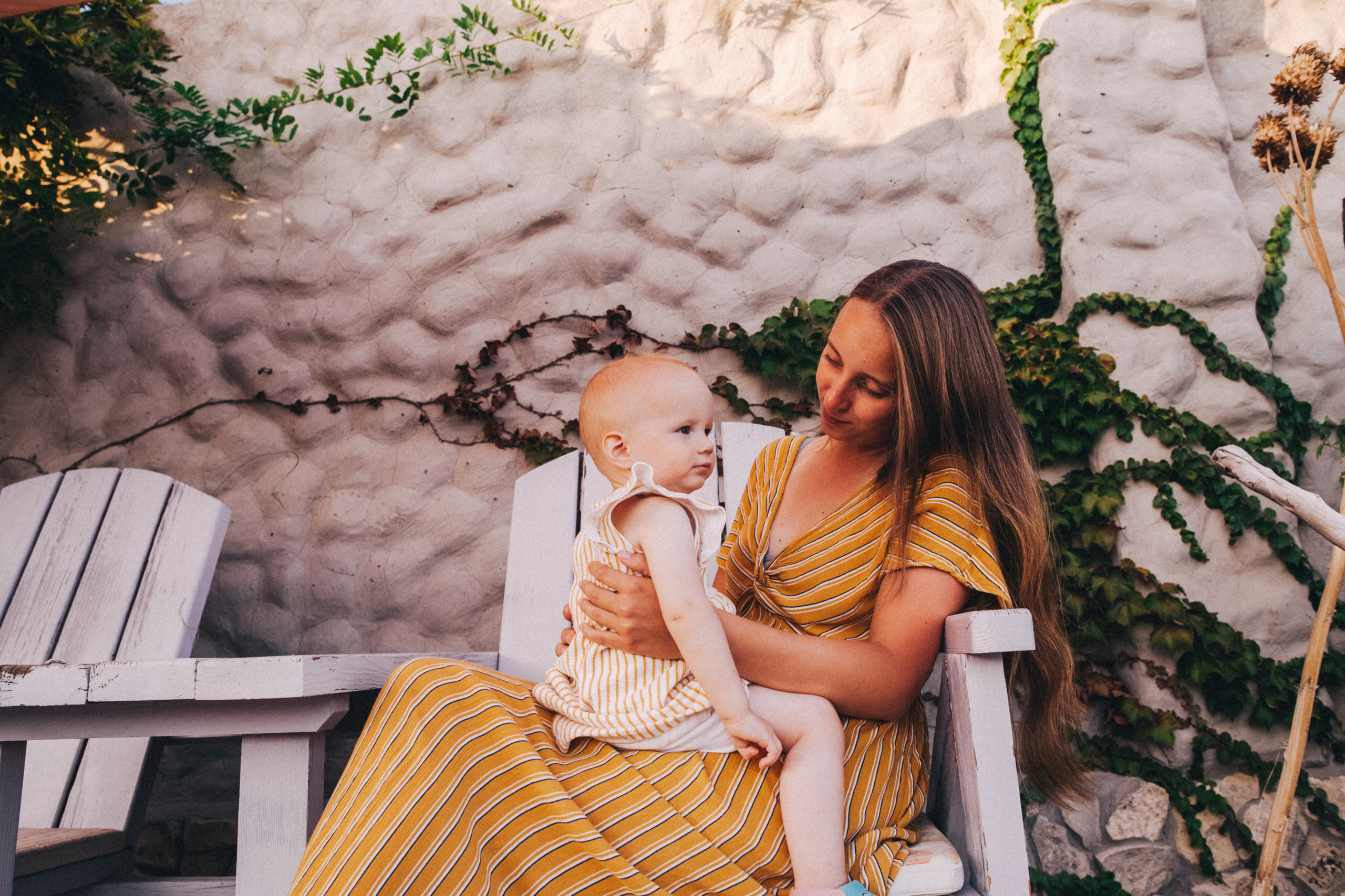 Маша и Соня. Отпуск в Крыму. Семейный фотограф, фотограф родов, репортажей фотограф в Санкт-Петербу