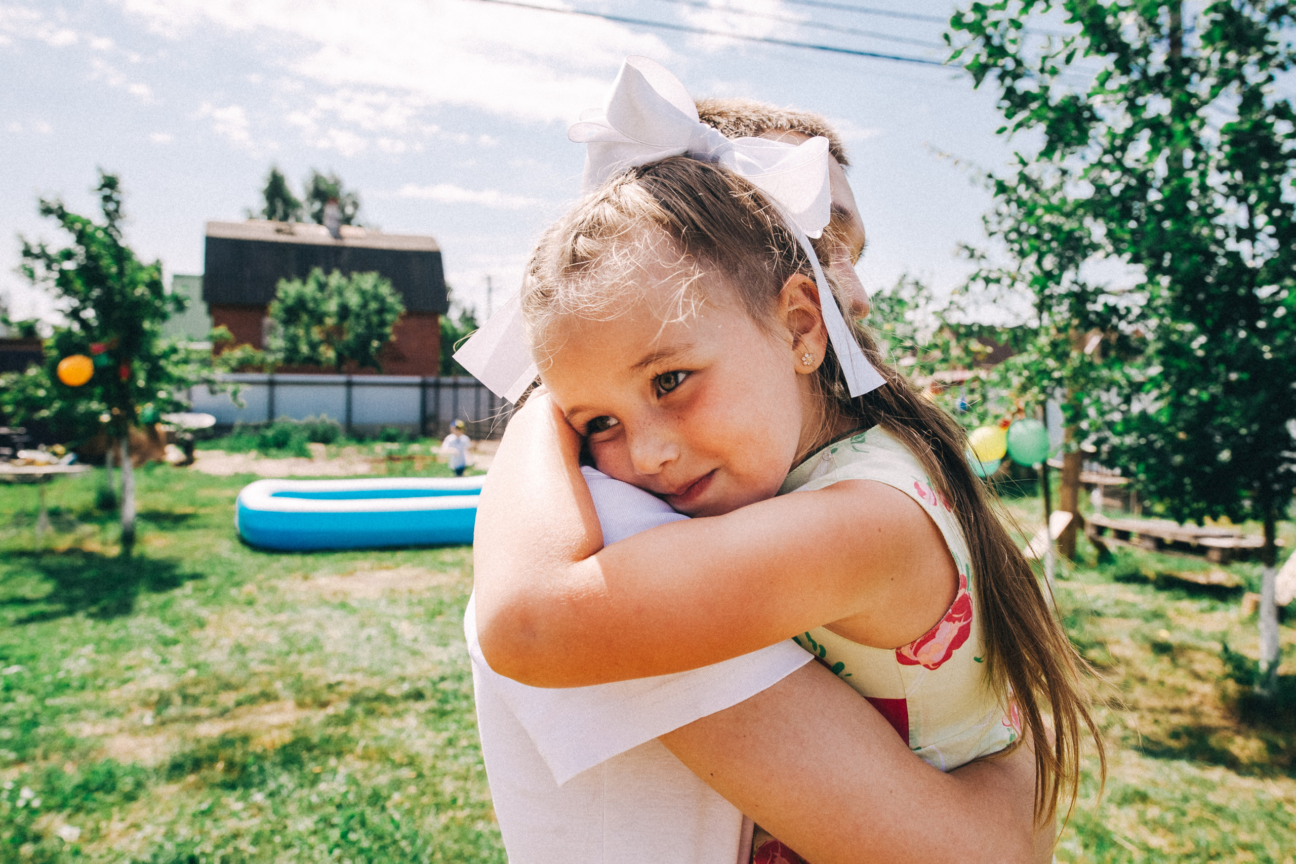 Есении 5 лет. ДР на даче. Семейный фотограф, фотограф родов, репортажей фотограф в Санкт-Петербу