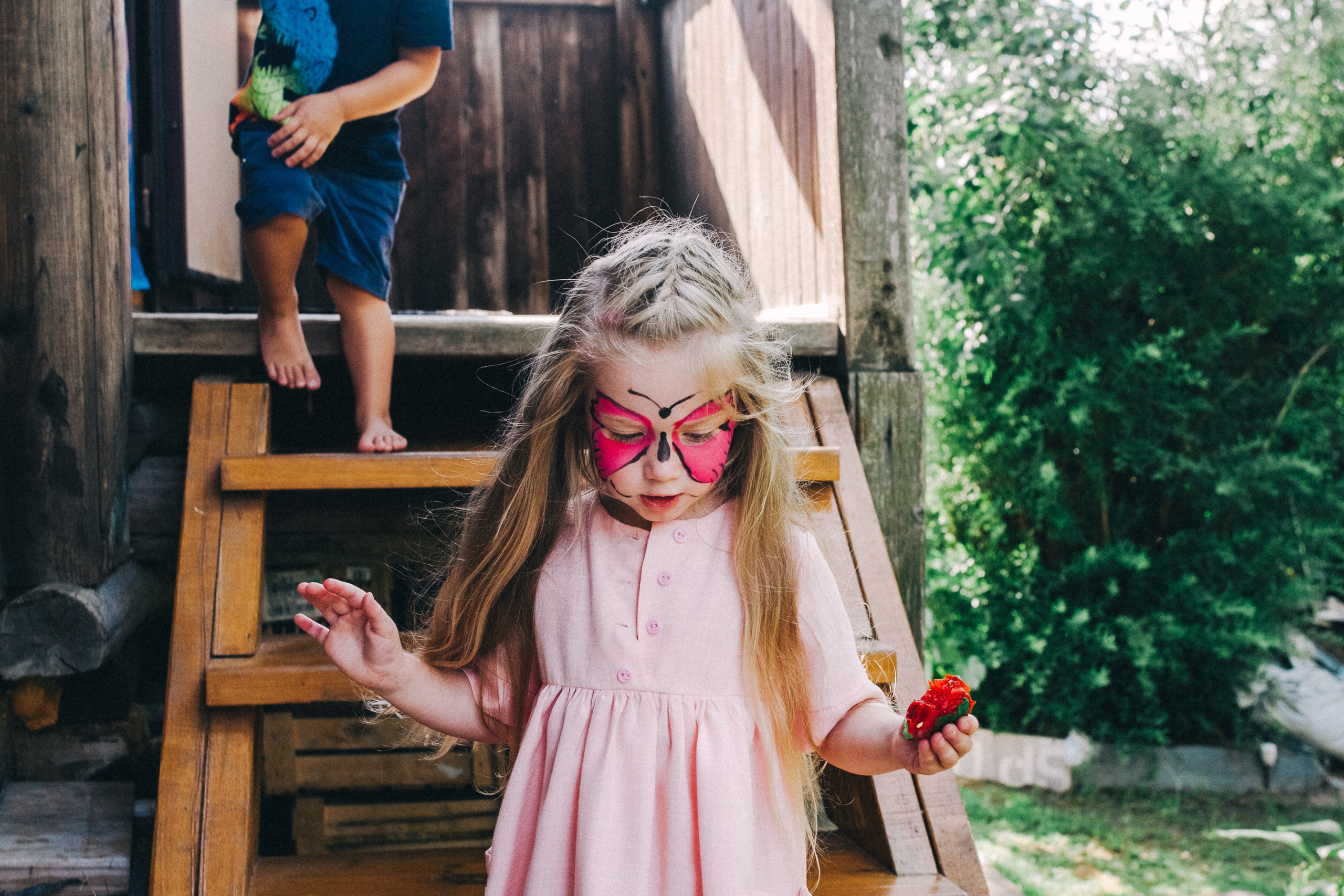 Ульяше 5 лет. Дачный деньрожденский день. Семейный фотограф, фотограф родов, репортажей фотограф в Санкт-Петербу