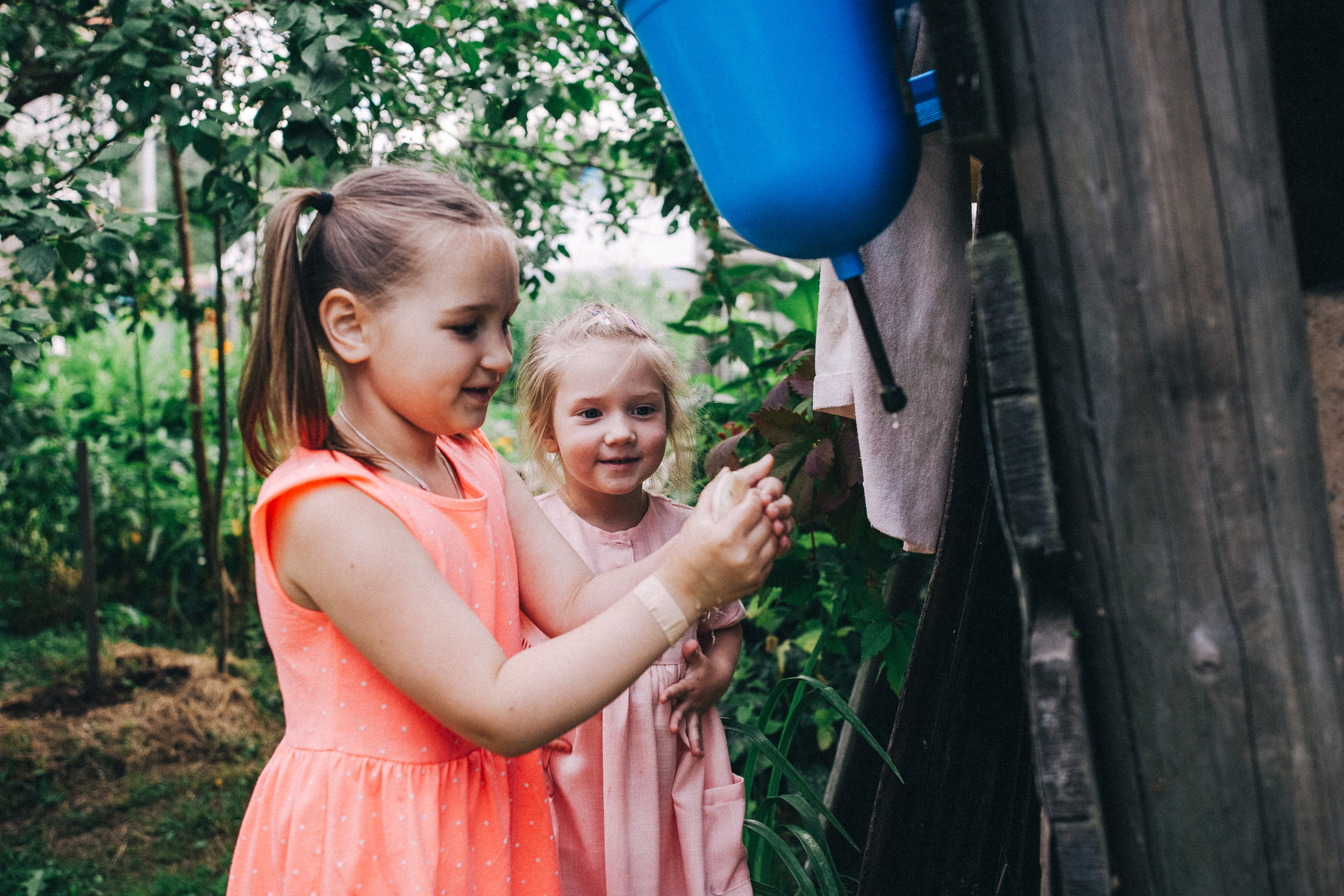 Ульяше 5 лет. Дачный деньрожденский день. Семейный фотограф, фотограф родов, репортажей фотограф в Санкт-Петербу