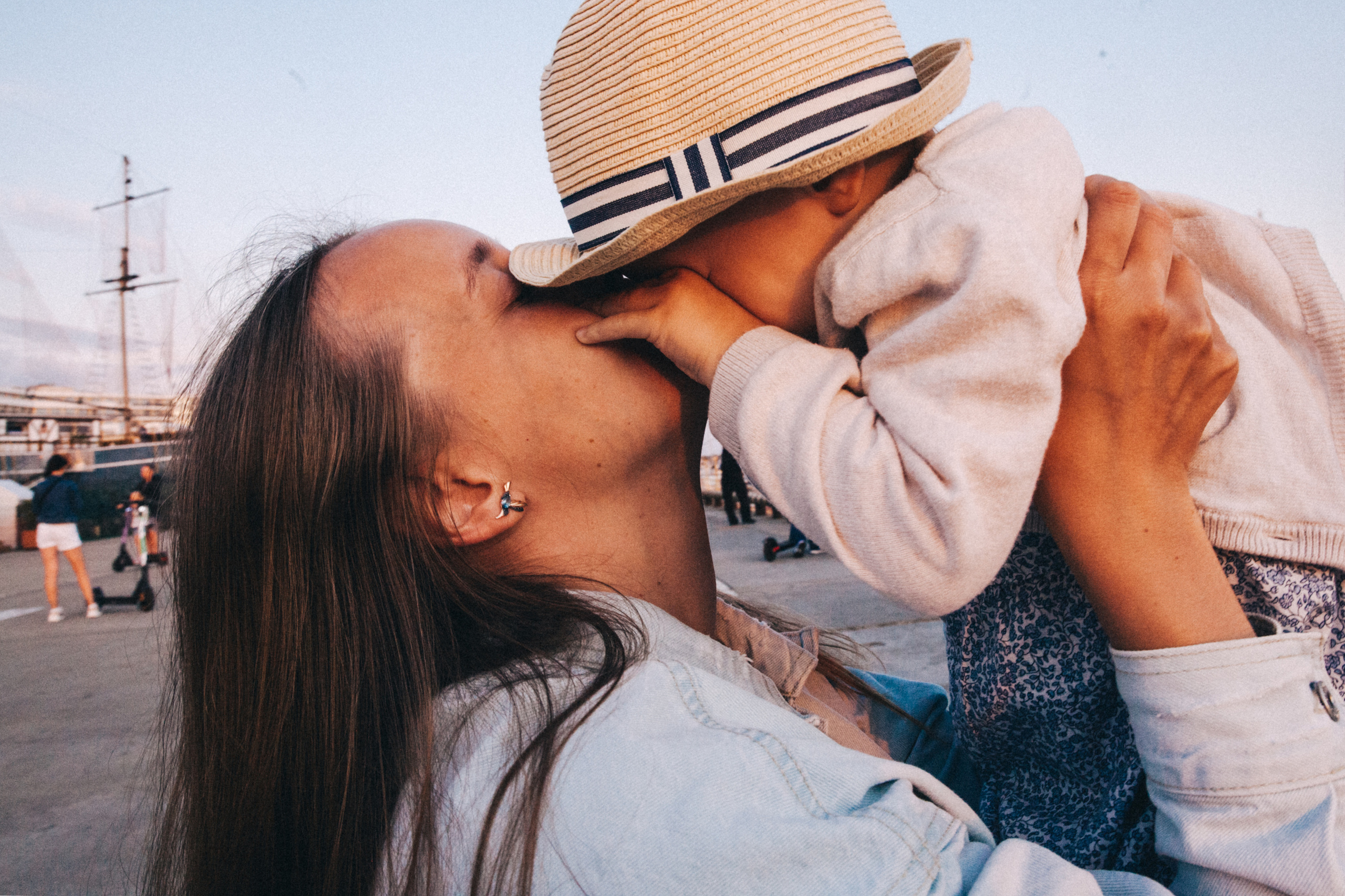 Вася, Маша, Соня. Отпуск в Адлере. Семейный фотограф, фотограф родов, репортажей фотограф в Санкт-Петербу
