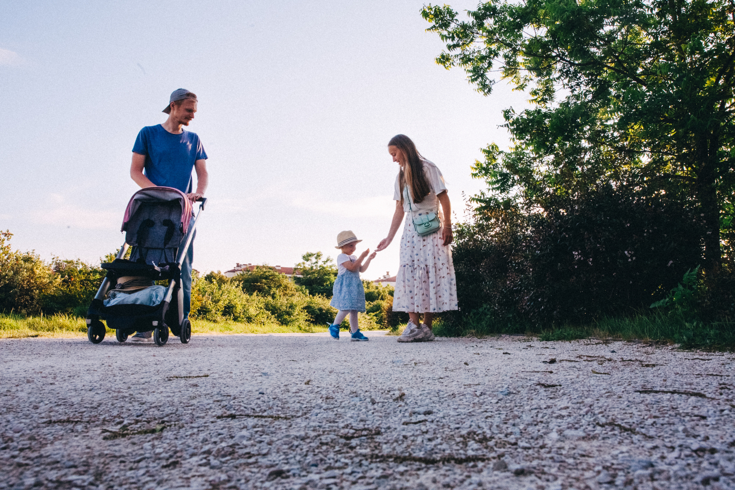 Вася, Маша, Соня. Отпуск в Адлере. Семейный фотограф, фотограф родов, репортажей фотограф в Санкт-Петербу
