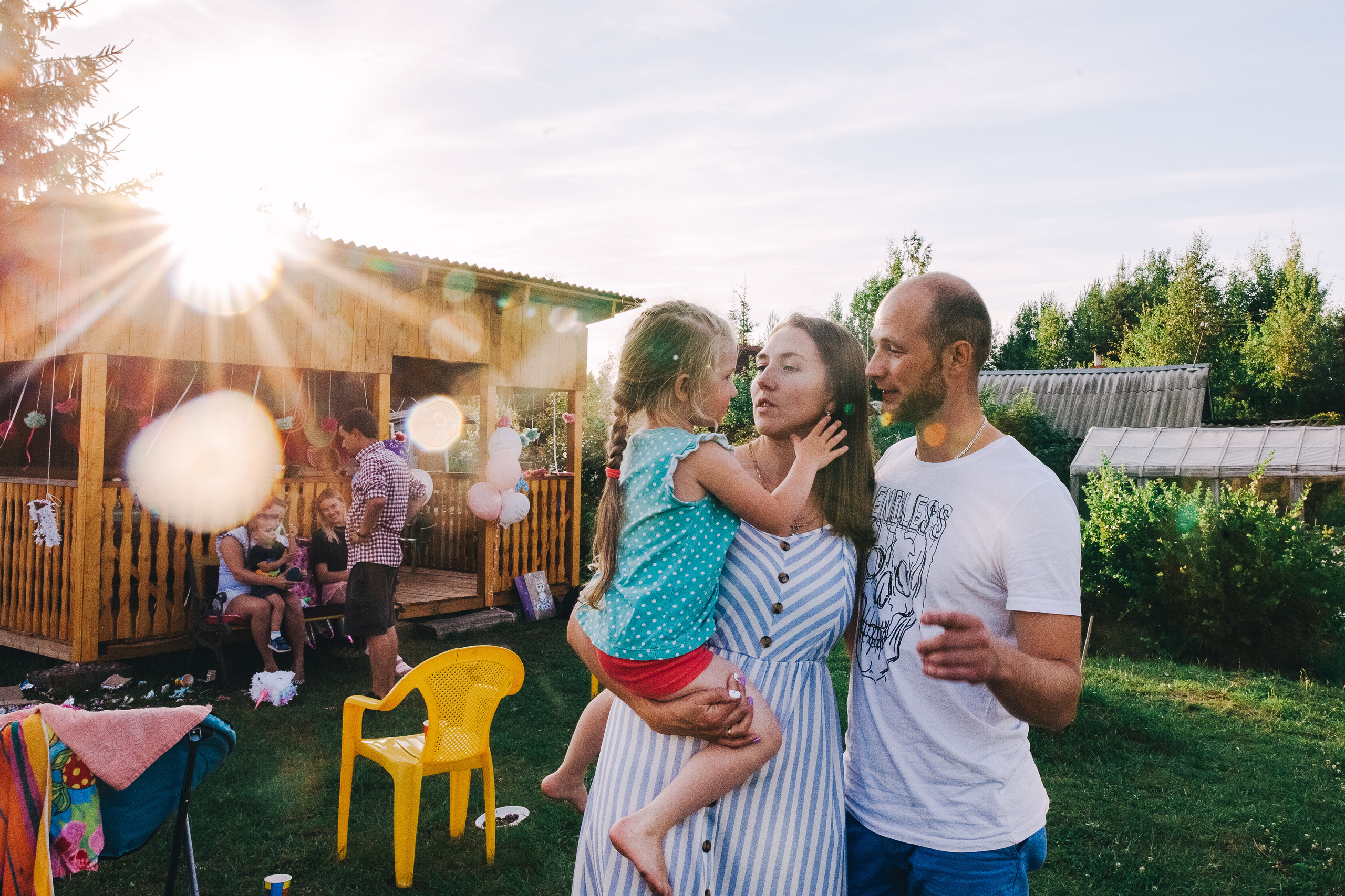 Ульяше 5 лет. Дачный деньрожденский день. Семейный фотограф, фотограф родов, репортажей фотограф в Санкт-Петербу