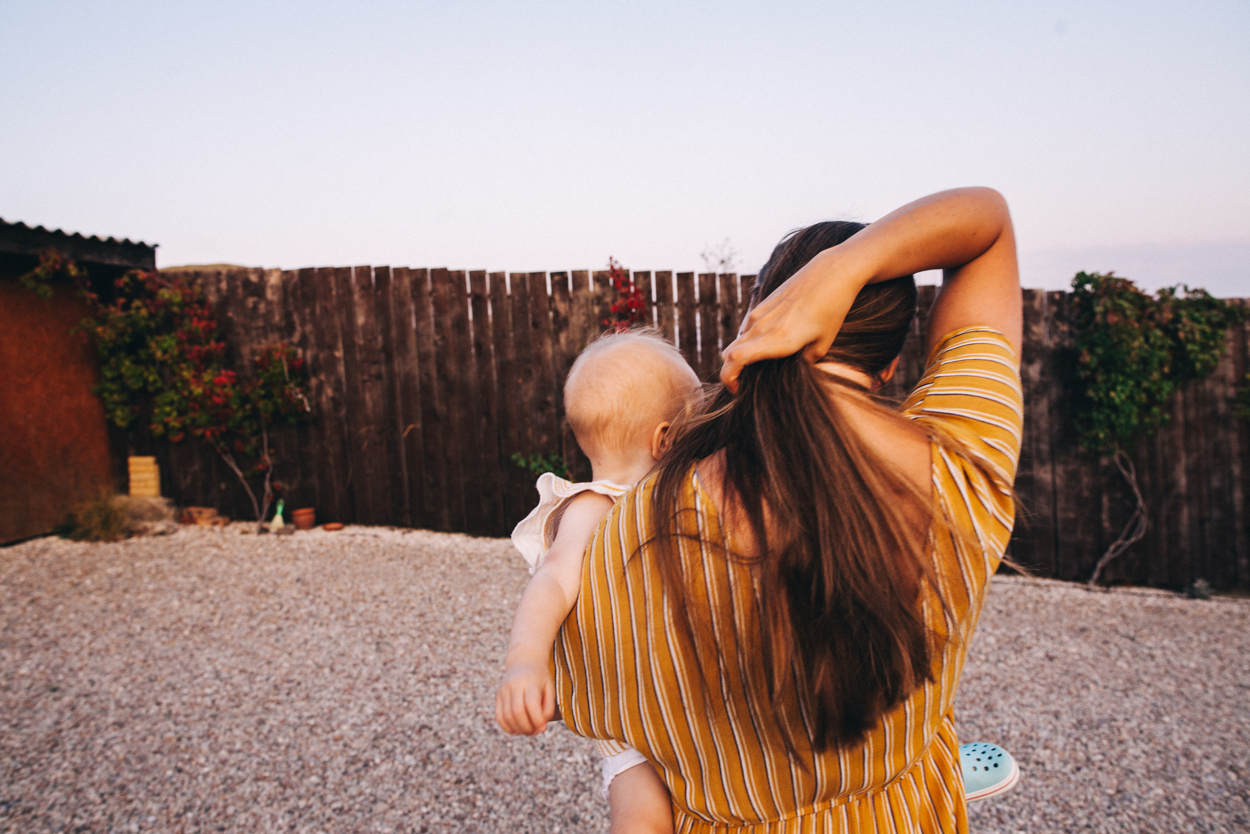 Маша и Соня. Отпуск в Крыму. Семейный фотограф, фотограф родов, репортажей фотограф в Санкт-Петербу