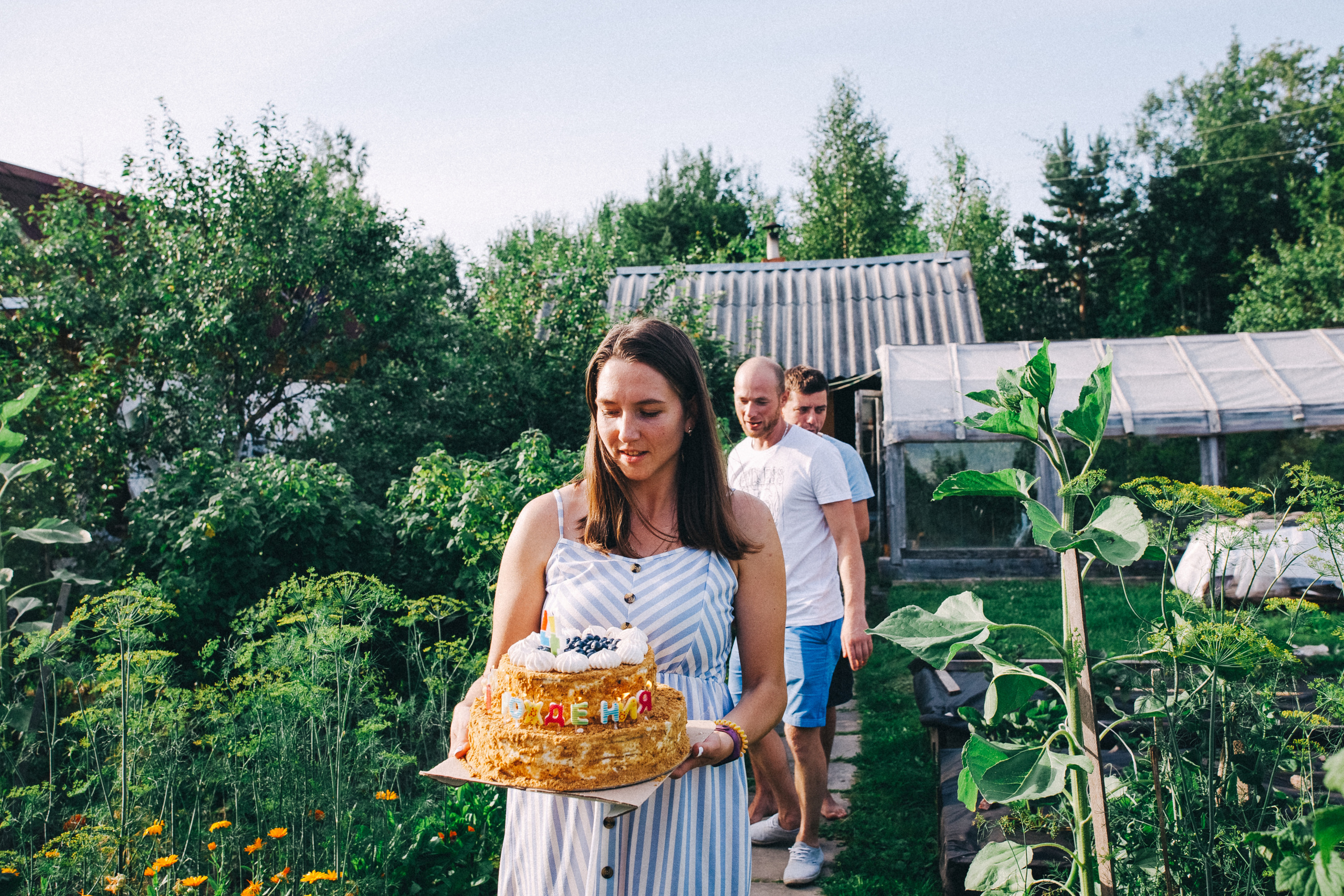 Ульяше 5 лет. Дачный деньрожденский день. Семейный фотограф, фотограф родов, репортажей фотограф в Санкт-Петербу