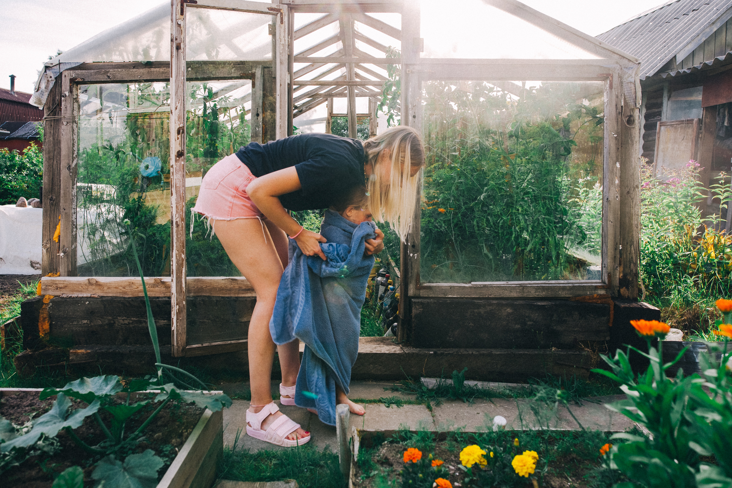 Ульяше 5 лет. Дачный деньрожденский день. Семейный фотограф, фотограф родов, репортажей фотограф в Санкт-Петербу