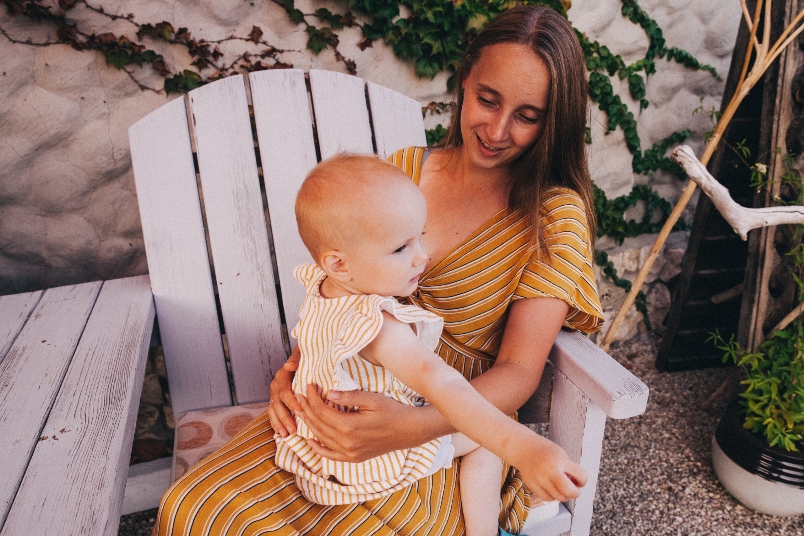 Маша и Соня. Отпуск в Крыму. Семейный фотограф, фотограф родов, репортажей фотограф в Санкт-Петербу