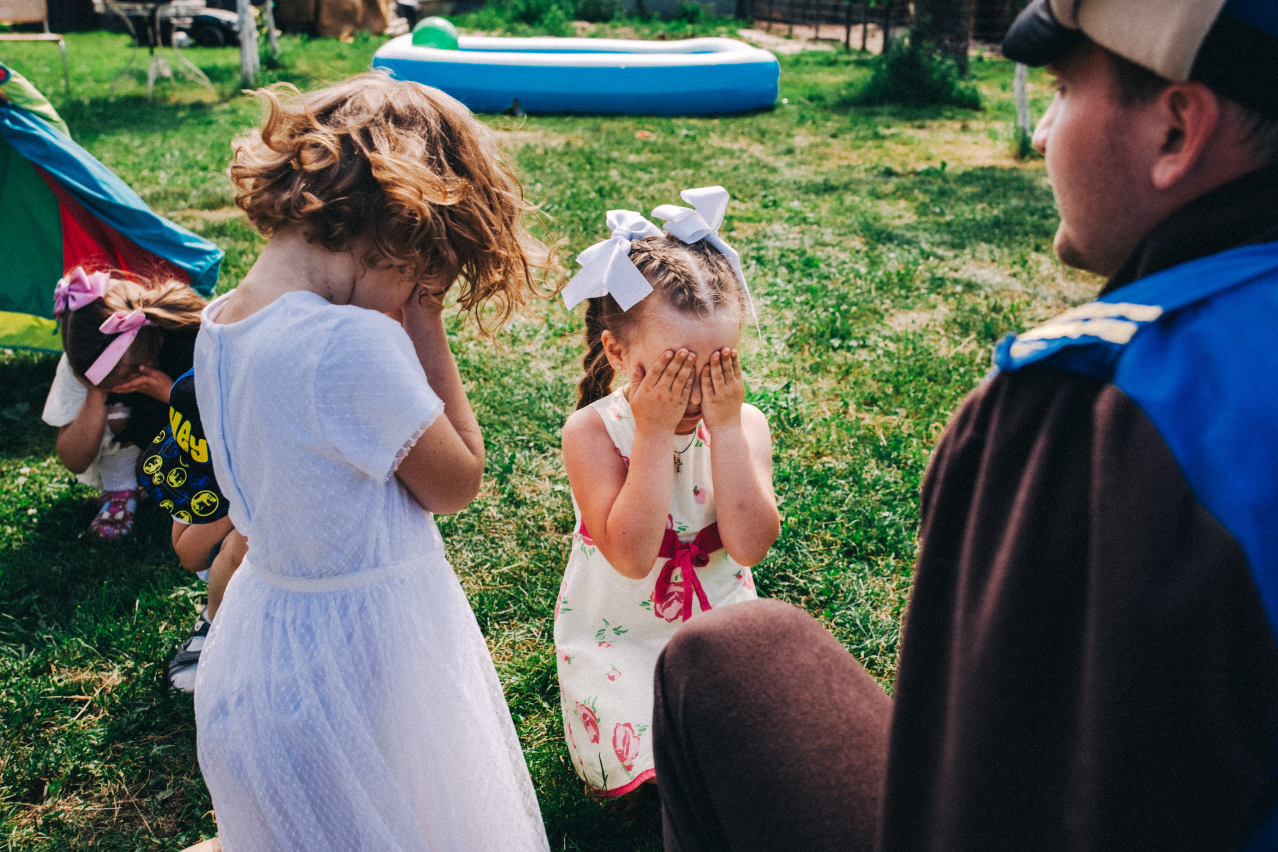 Есении 5 лет. ДР на даче. Семейный фотограф, фотограф родов, репортажей фотограф в Санкт-Петербу