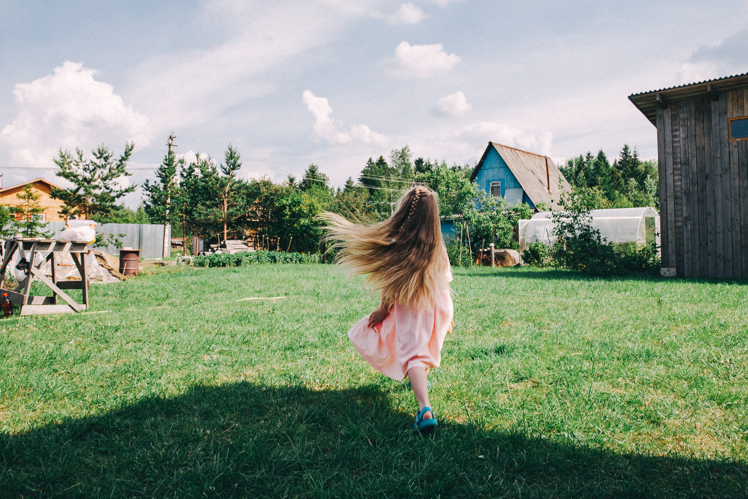 Ульяше 5 лет. Дачный деньрожденский день. Семейный фотограф, фотограф родов, репортажей фотограф в Санкт-Петербу