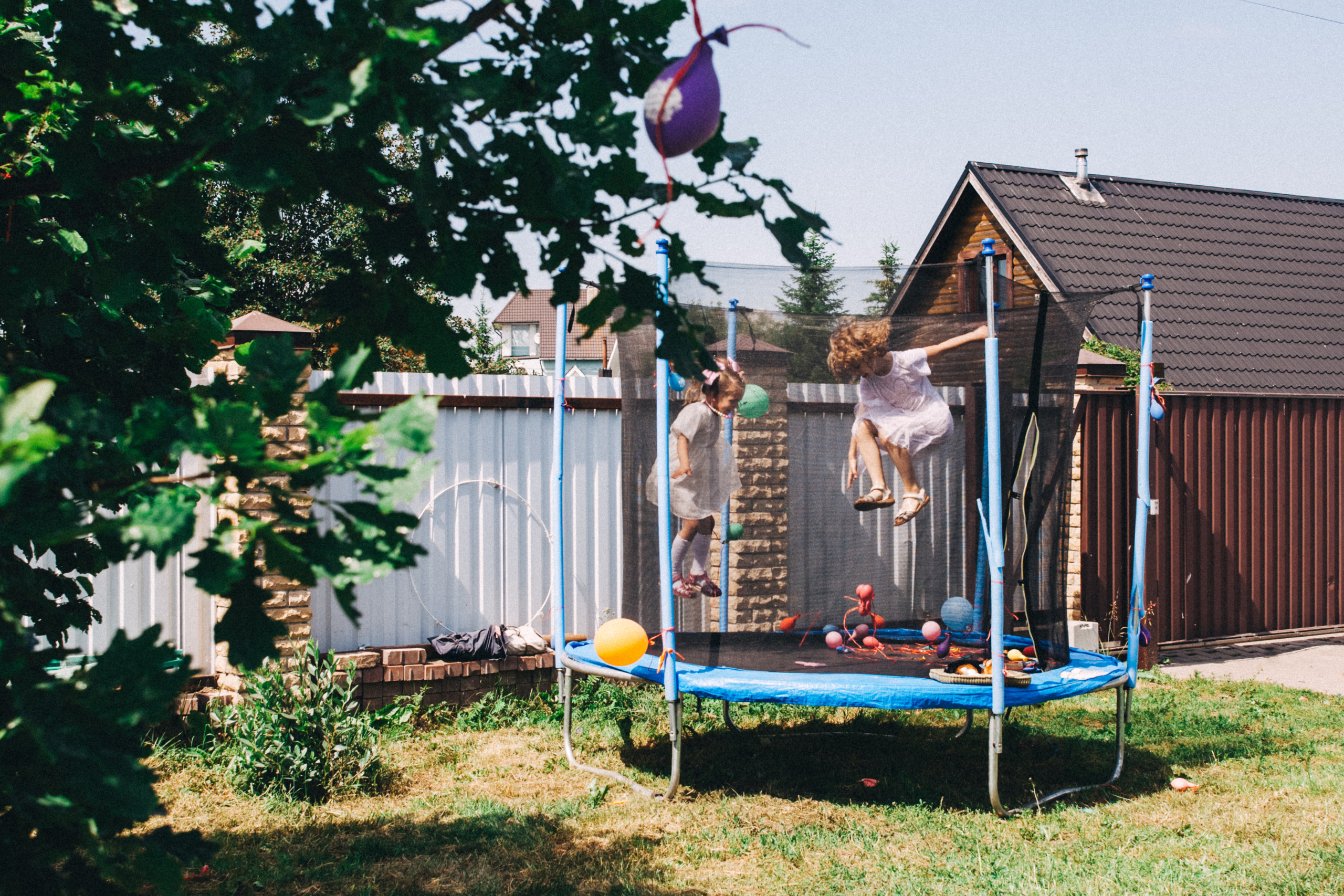 Есении 5 лет. ДР на даче. Семейный фотограф, фотограф родов, репортажей фотограф в Санкт-Петербу