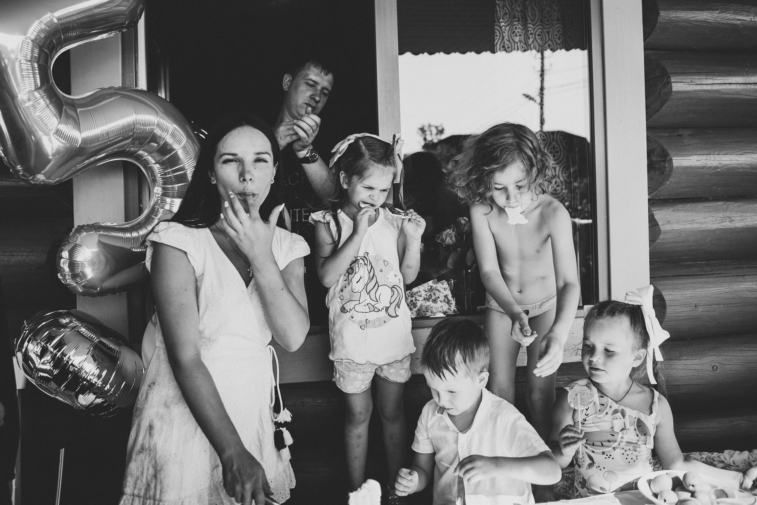 Есении 5 лет. ДР на даче. Семейный фотограф, фотограф родов, репортажей фотограф в Санкт-Петербу