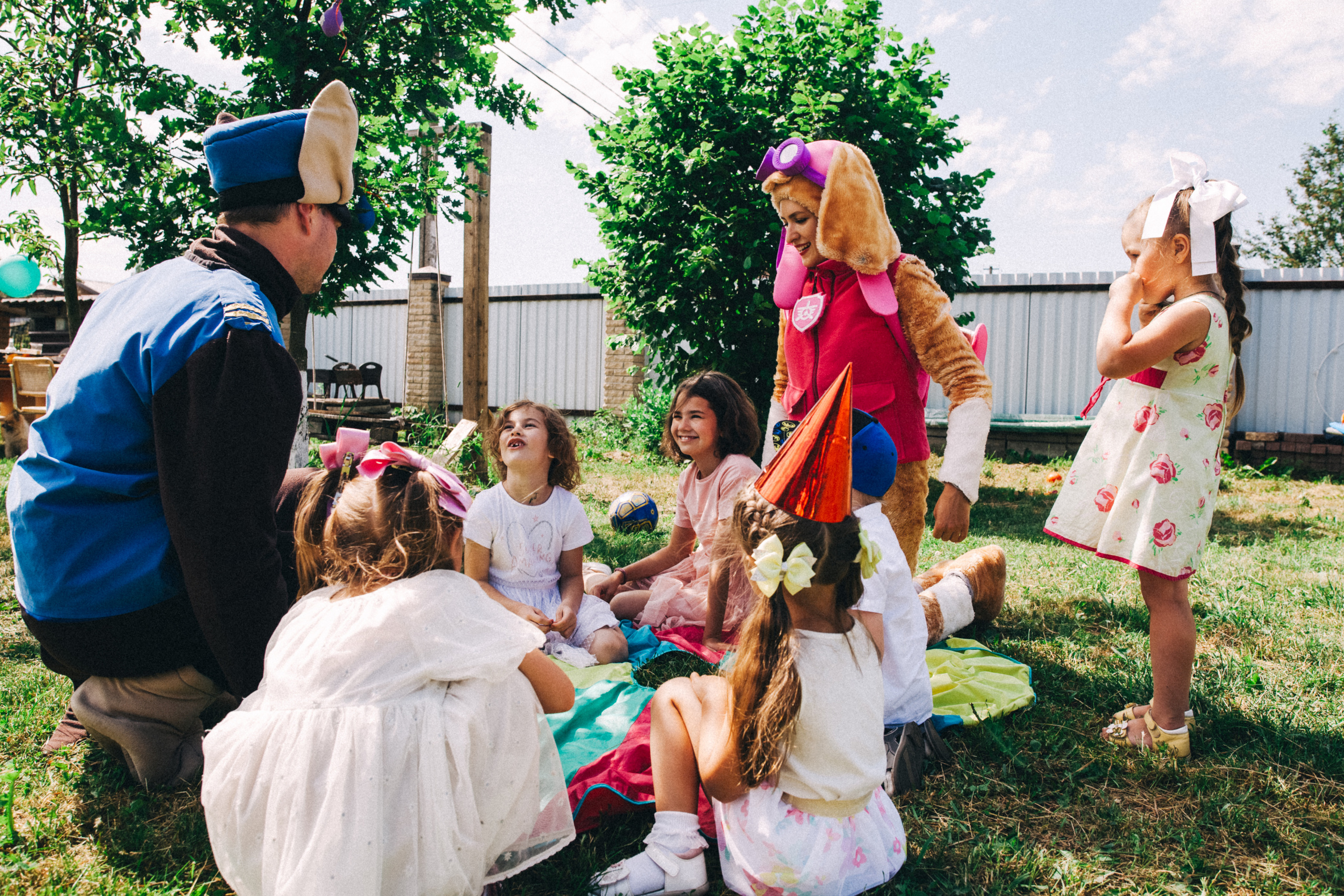 Есении 5 лет. ДР на даче. Семейный фотограф, фотограф родов, репортажей фотограф в Санкт-Петербу