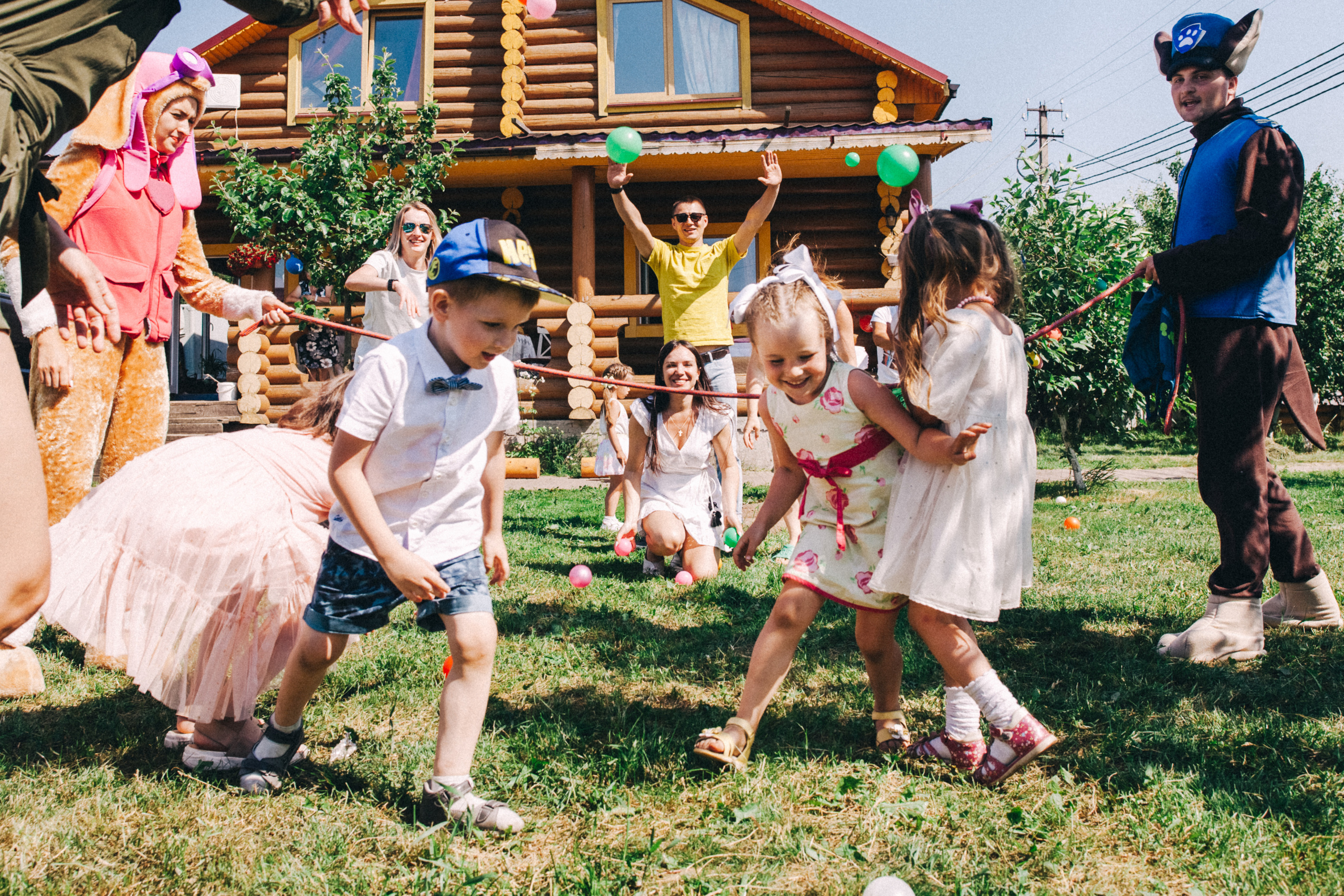 Есении 5 лет. ДР на даче. Семейный фотограф, фотограф родов, репортажей фотограф в Санкт-Петербу