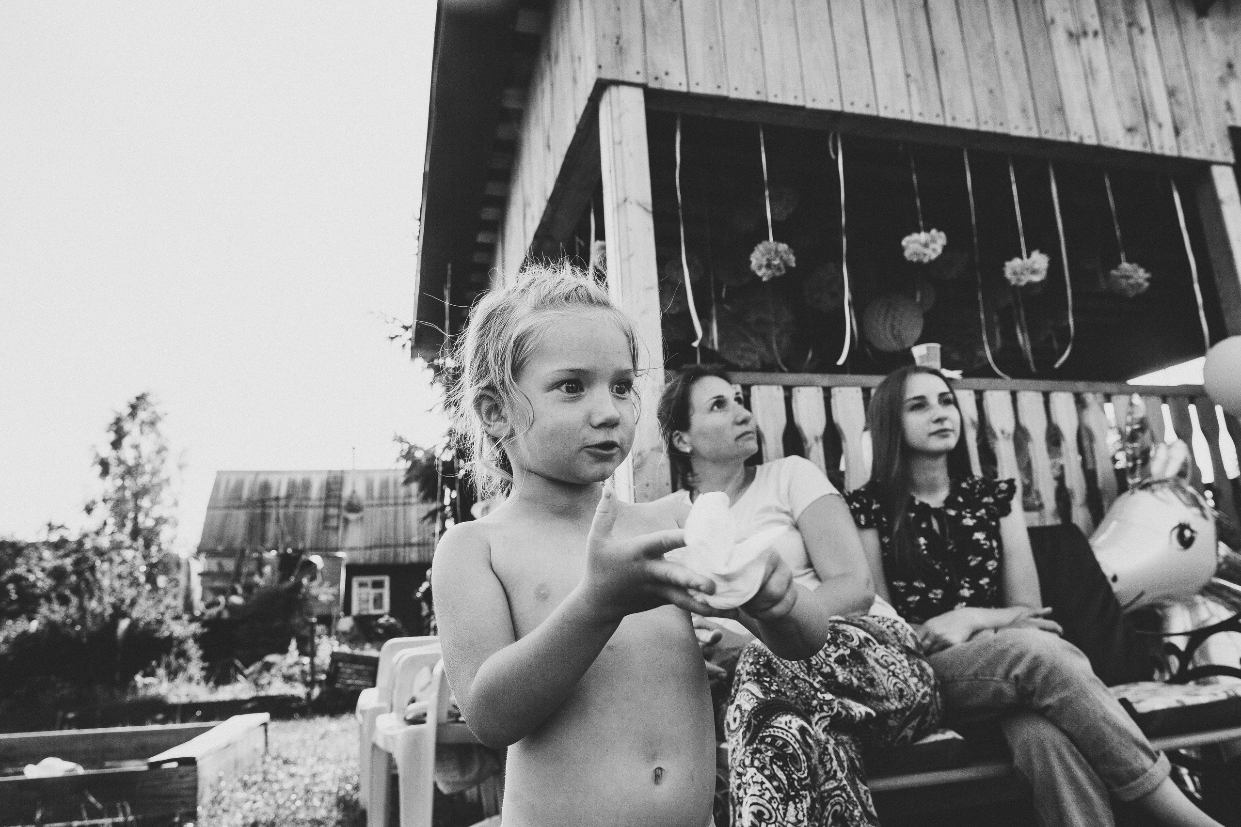 Ульяше 5 лет. Дачный деньрожденский день. Семейный фотограф, фотограф родов, репортажей фотограф в Санкт-Петербу