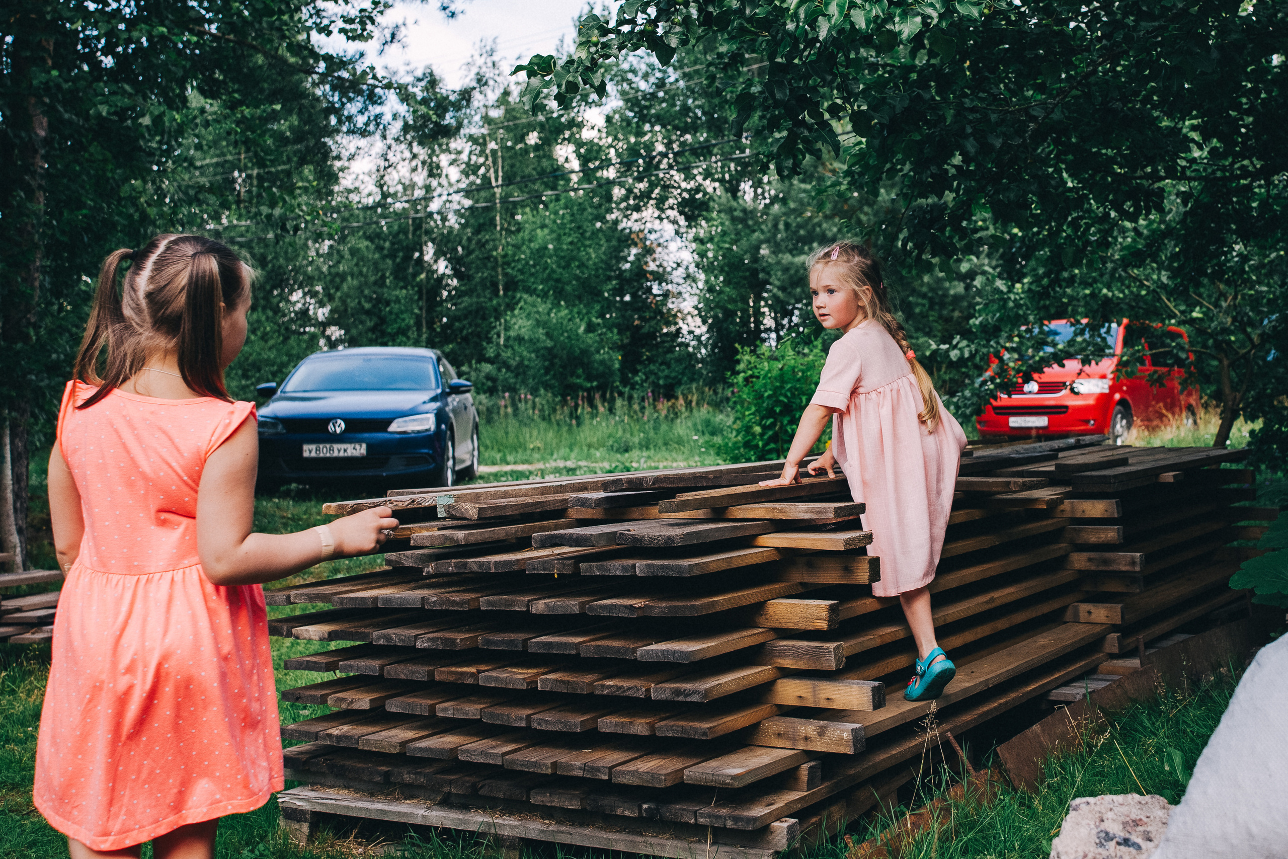 Ульяше 5 лет. Дачный деньрожденский день. Семейный фотограф, фотограф родов, репортажей фотограф в Санкт-Петербу