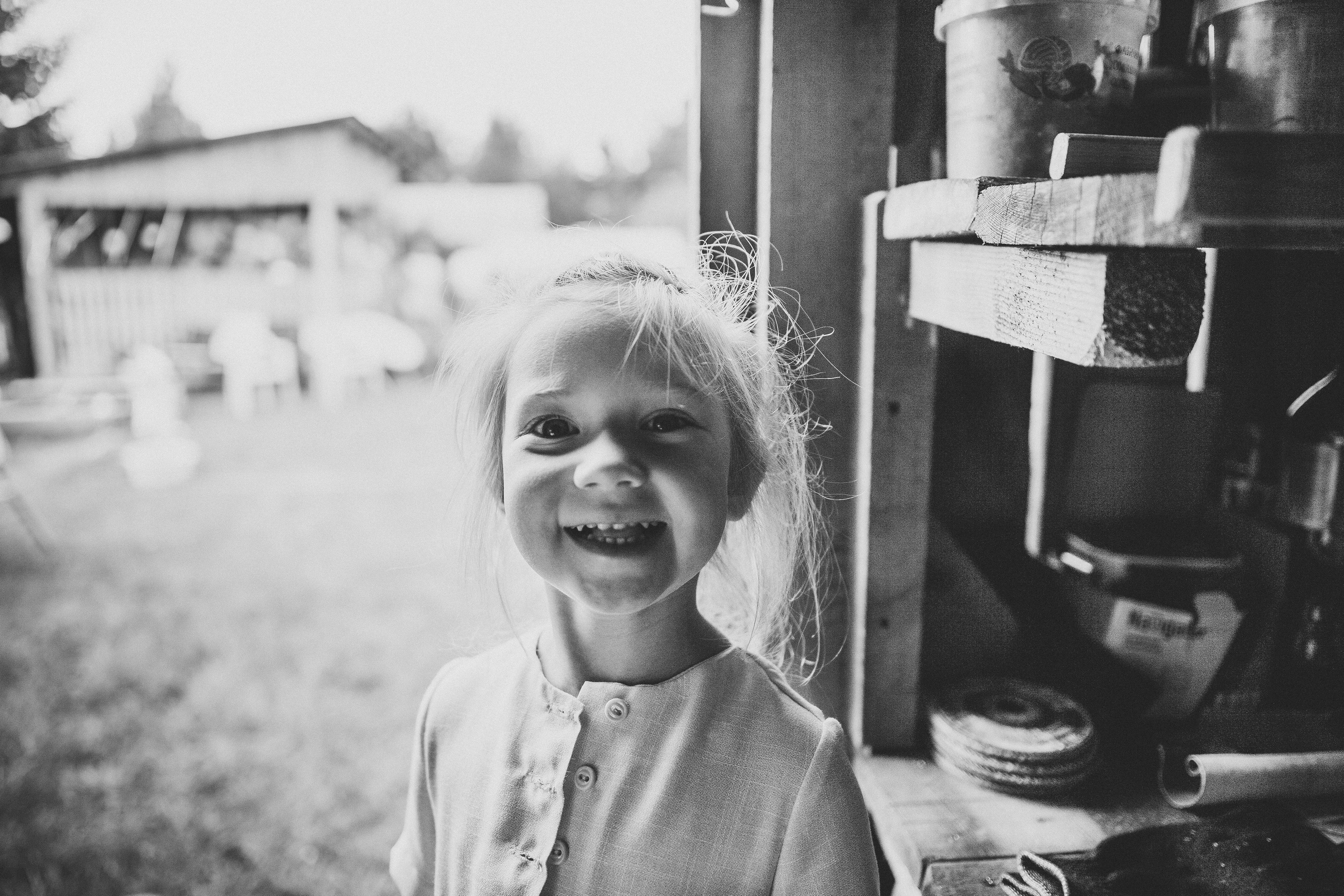 Ульяше 5 лет. Дачный деньрожденский день. Семейный фотограф, фотограф родов, репортажей фотограф в Санкт-Петербу