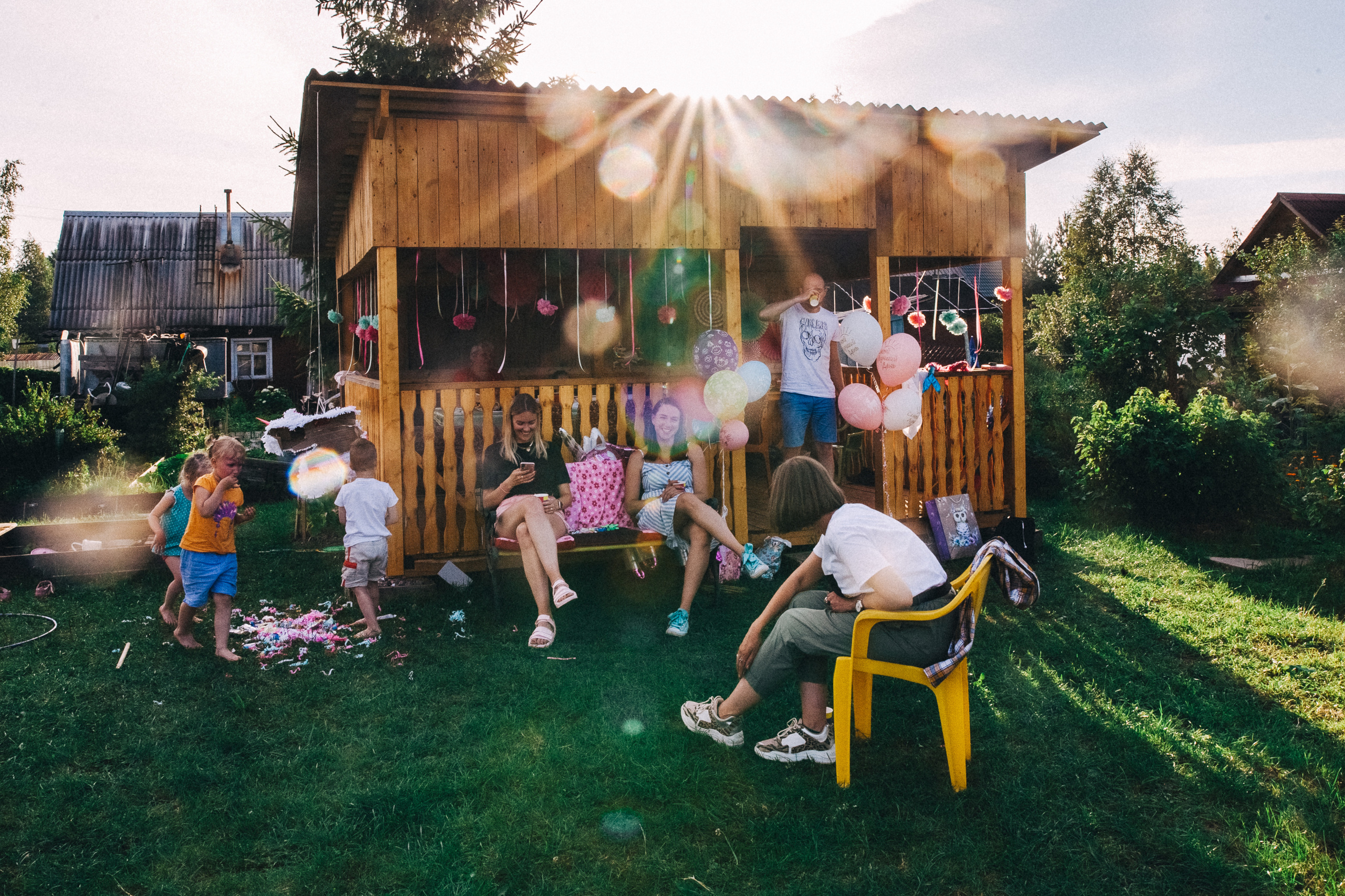 Ульяше 5 лет. Дачный деньрожденский день. Семейный фотограф, фотограф родов, репортажей фотограф в Санкт-Петербу