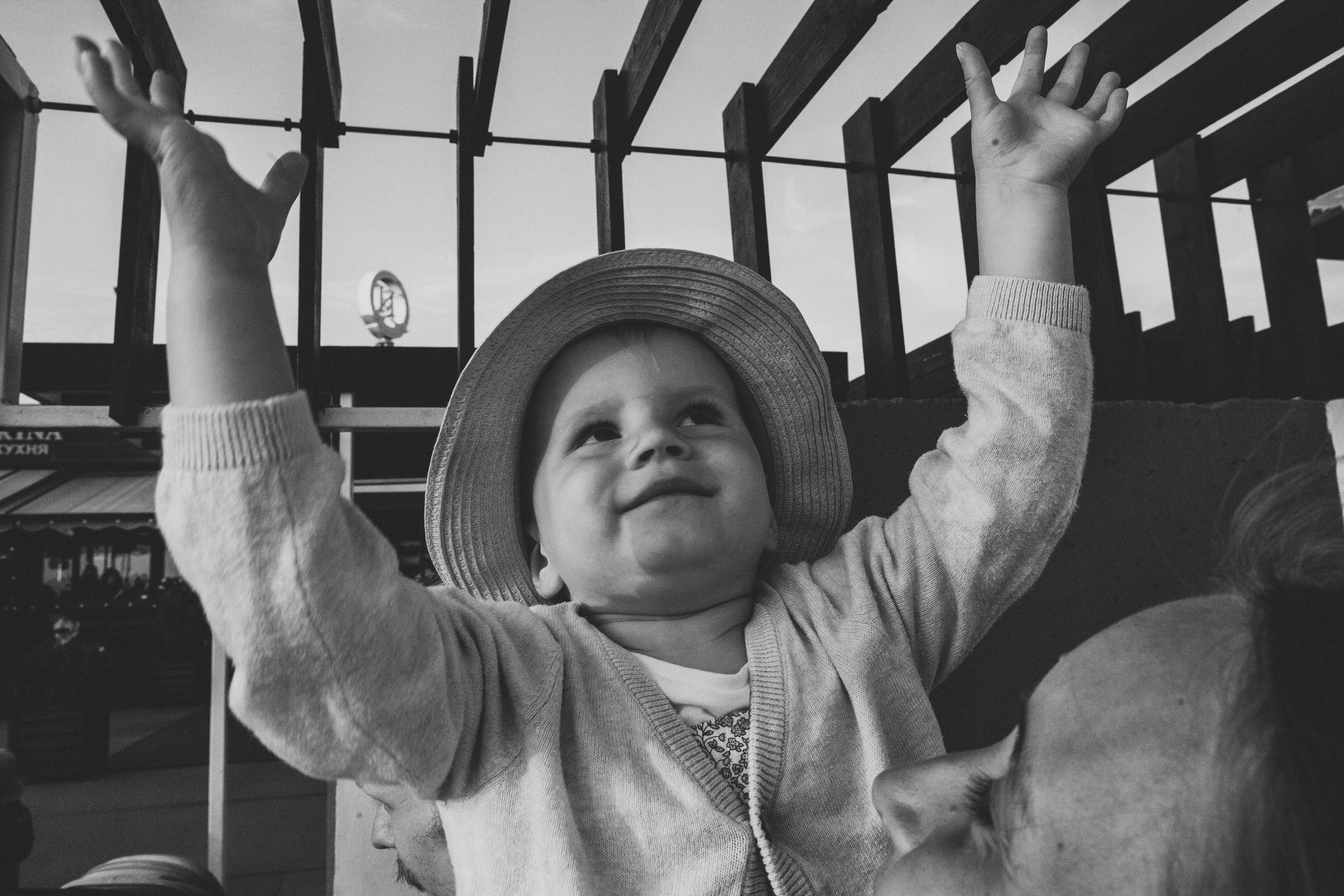 Вася, Маша, Соня. Отпуск в Адлере. Семейный фотограф, фотограф родов, репортажей фотограф в Санкт-Петербу