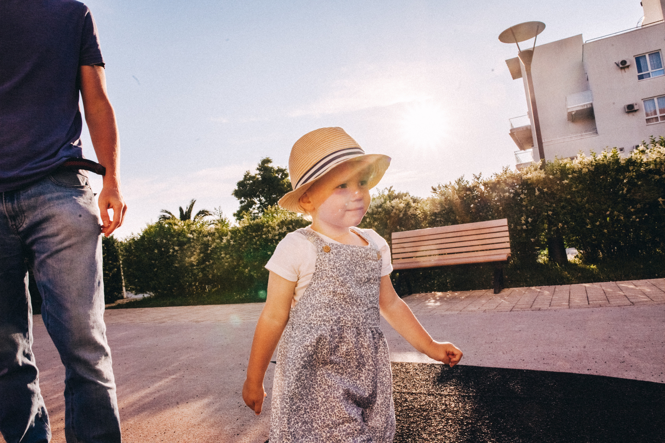 Вася, Маша, Соня. Отпуск в Адлере. Семейный фотограф, фотограф родов, репортажей фотограф в Санкт-Петербу
