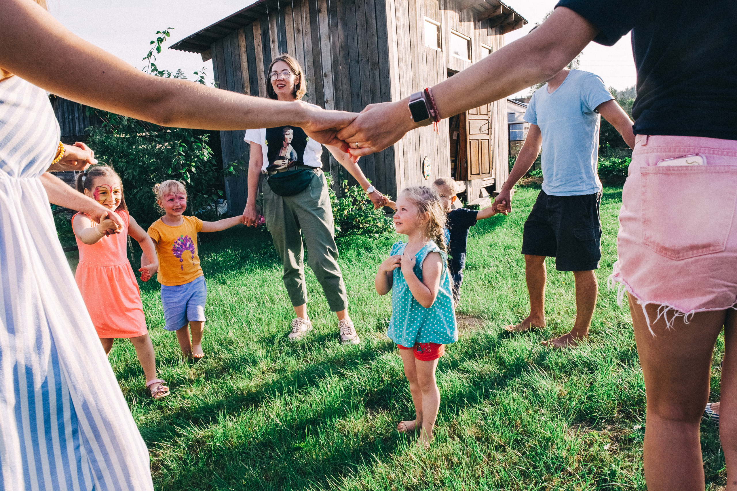 Ульяше 5 лет. Дачный деньрожденский день. Семейный фотограф, фотограф родов, репортажей фотограф в Санкт-Петербу