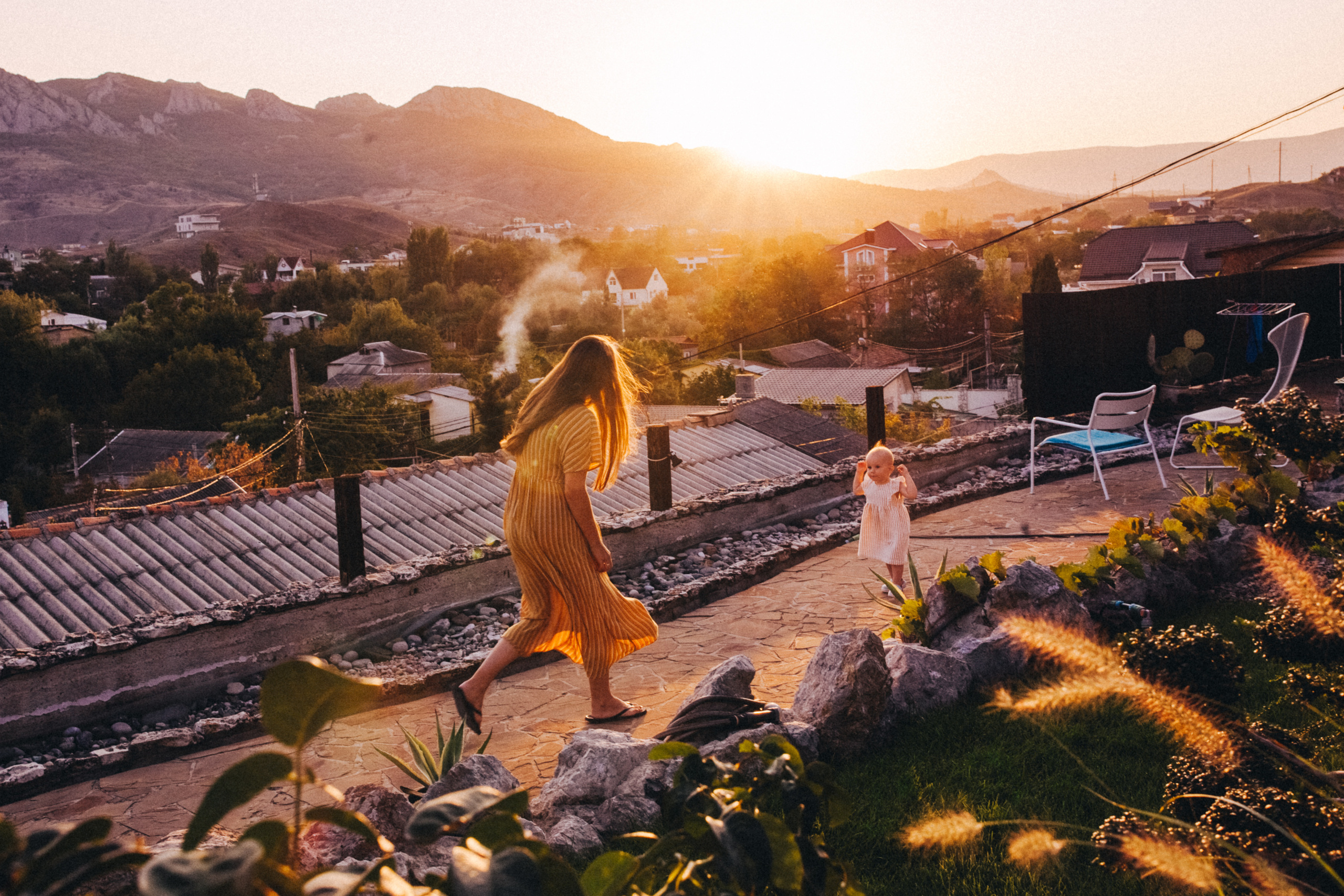 Маша и Соня. Отпуск в Крыму. Семейный фотограф, фотограф родов, репортажей фотограф в Санкт-Петербу